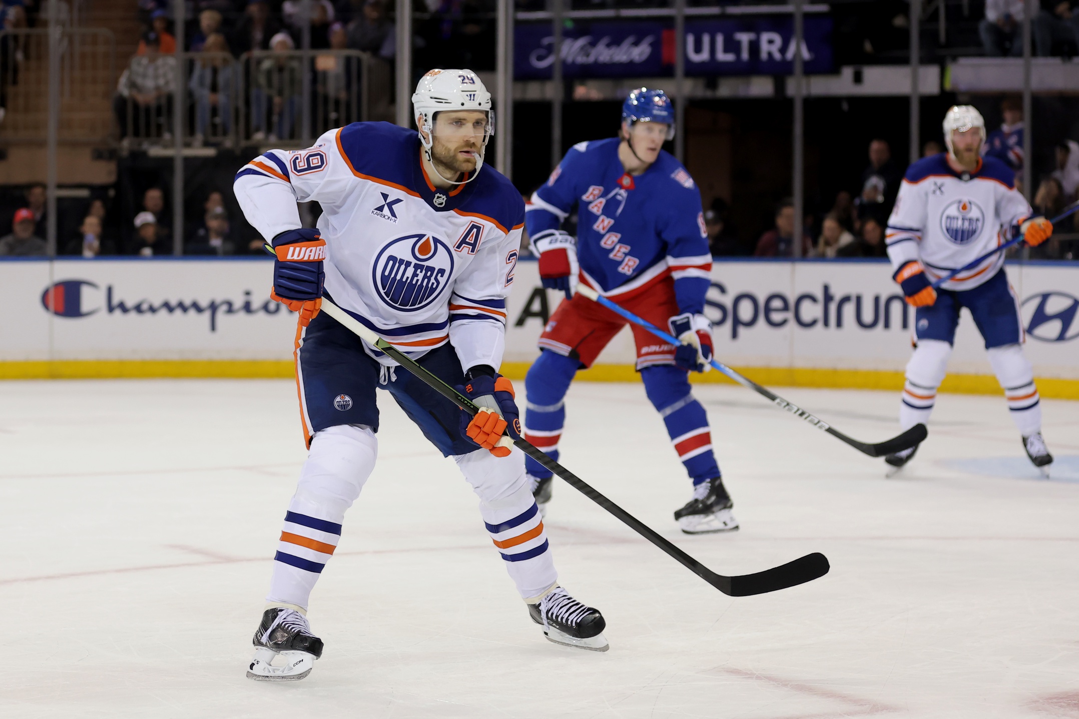 NHL Player Props Today: Anytime Goal Scorer Predictions & Best Bets for Thursday