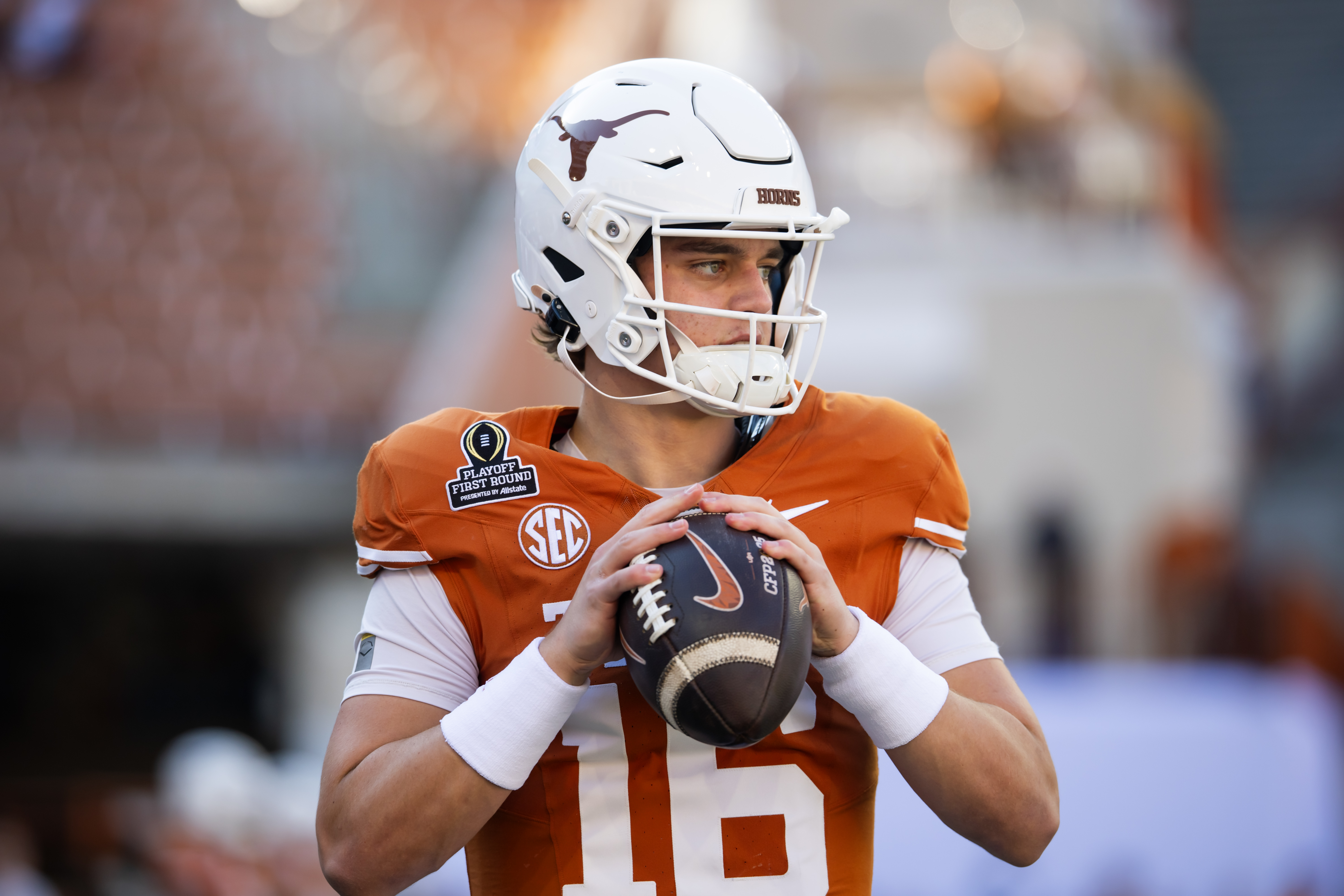 College Football Predictions 2025 Week 1: Odds & Best Bets for Top Games
