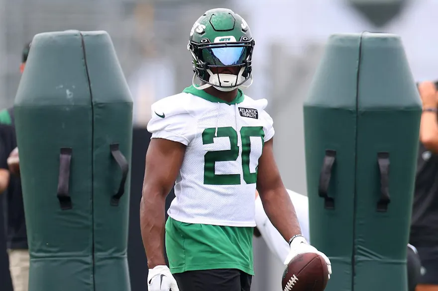 Breece Hall of the New York Jets run drills during training camp as we look at our Bills-Jets SGP picks.