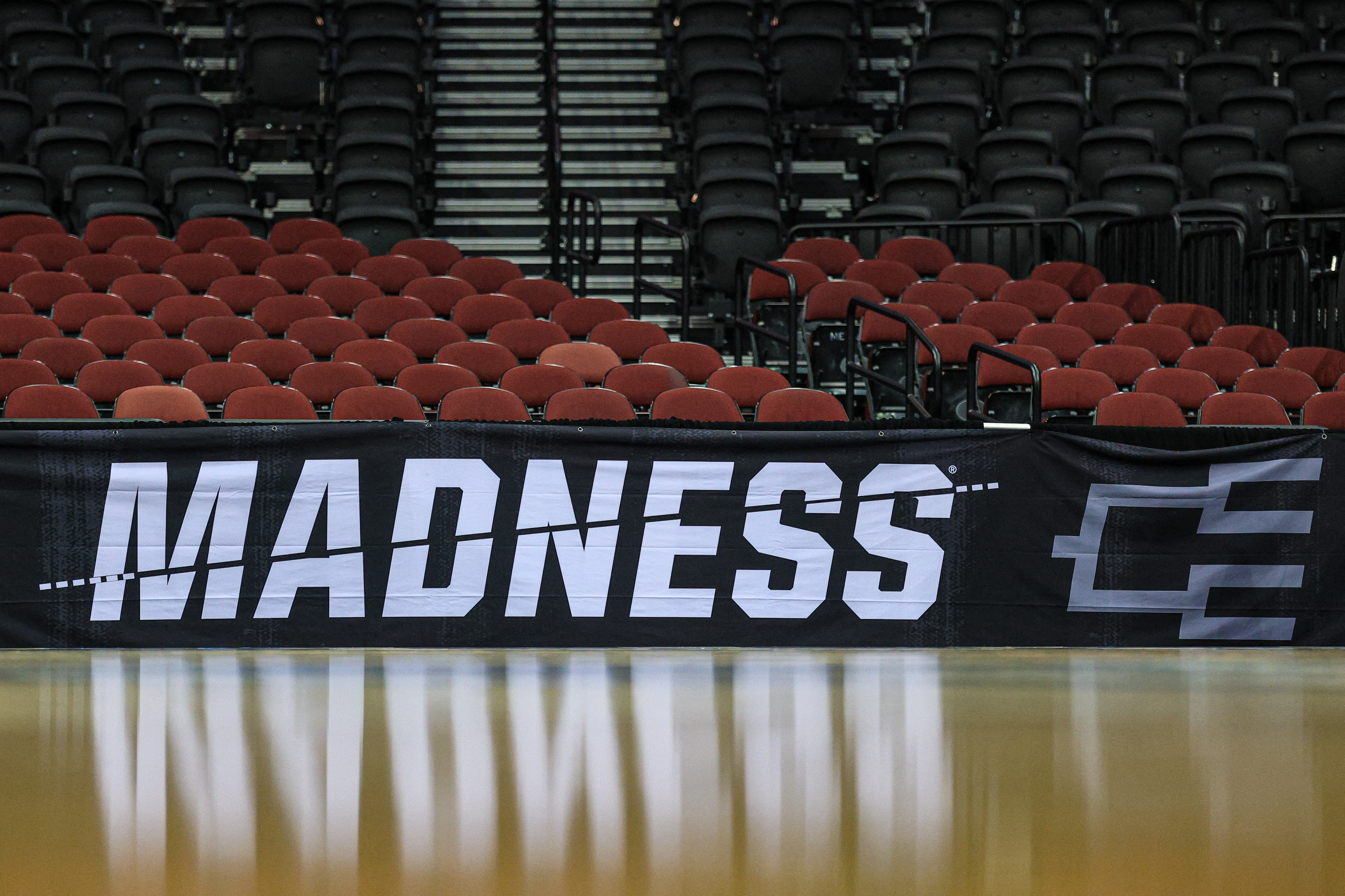 Free March Madness Bracket Contests