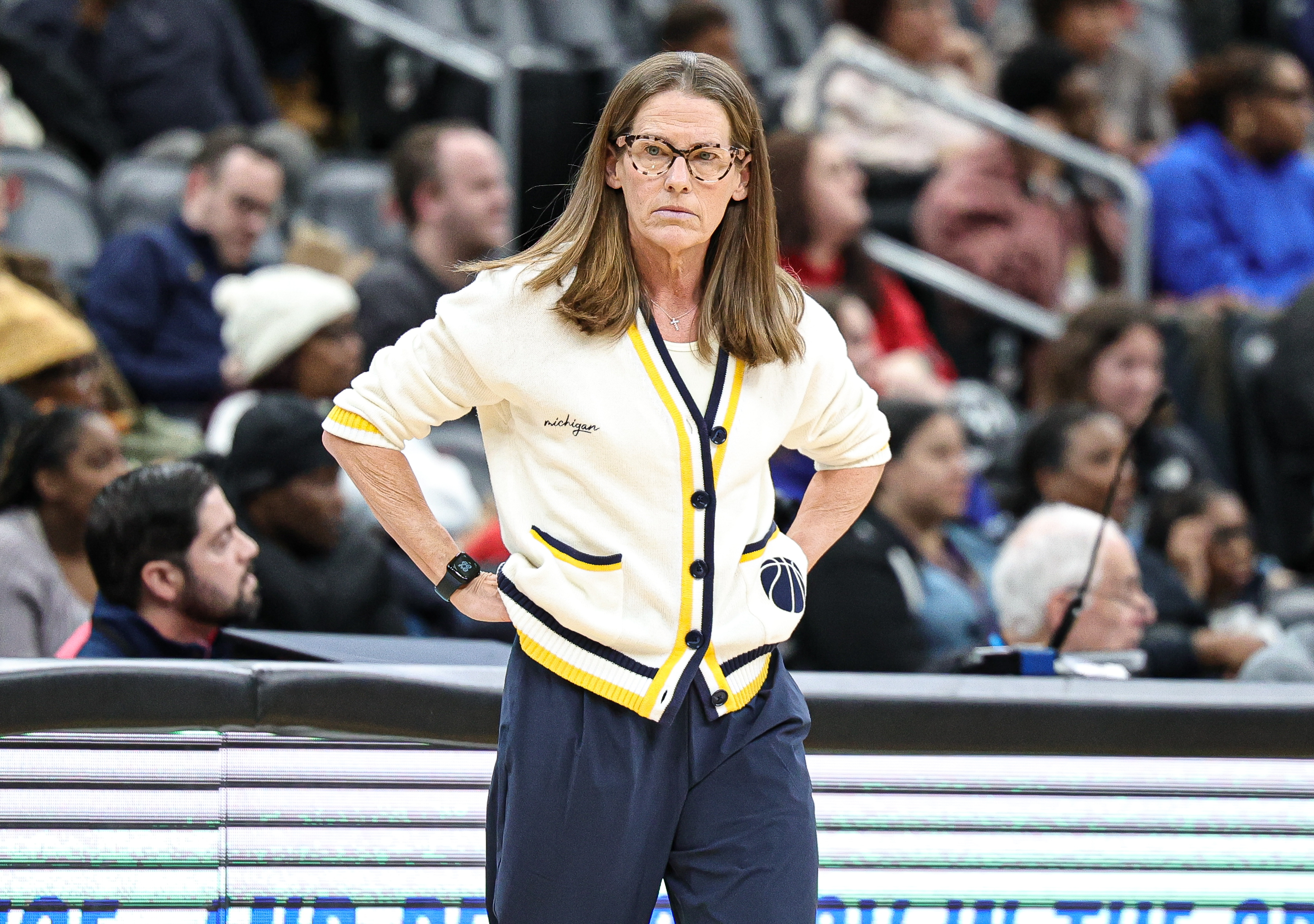 Michigan Wolverines head coach Kim Barnes Arico in the second half as we break down our UCLA vs. Michigan prediction, picks & odds.
