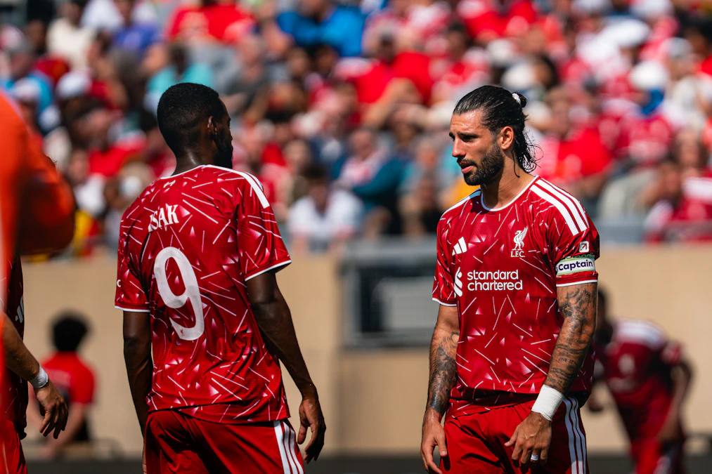 Newcastle vs. Liverpool Prediction, Picks & Odds for Sunday's Premier League Match