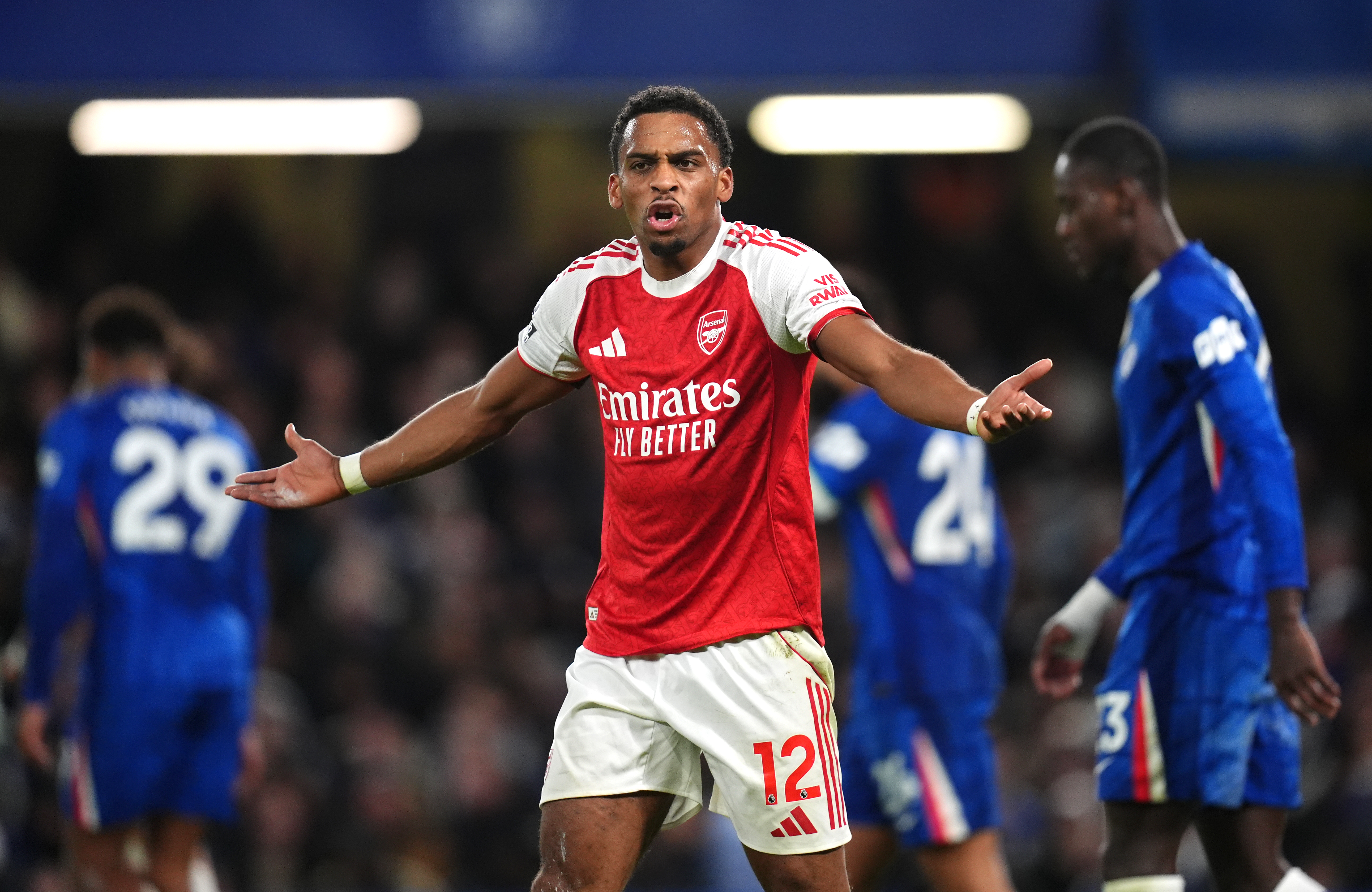 Arsenal's Jurrien Timber appeals to the assistant referee as we make our best Arsenal vs. Brentford prediction