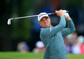 Justin Thomas plays a shot during his final practice round prior to the 2024 PGA Championship, as we discuss Justin Thomas signing with Fanatics Sportsbook.