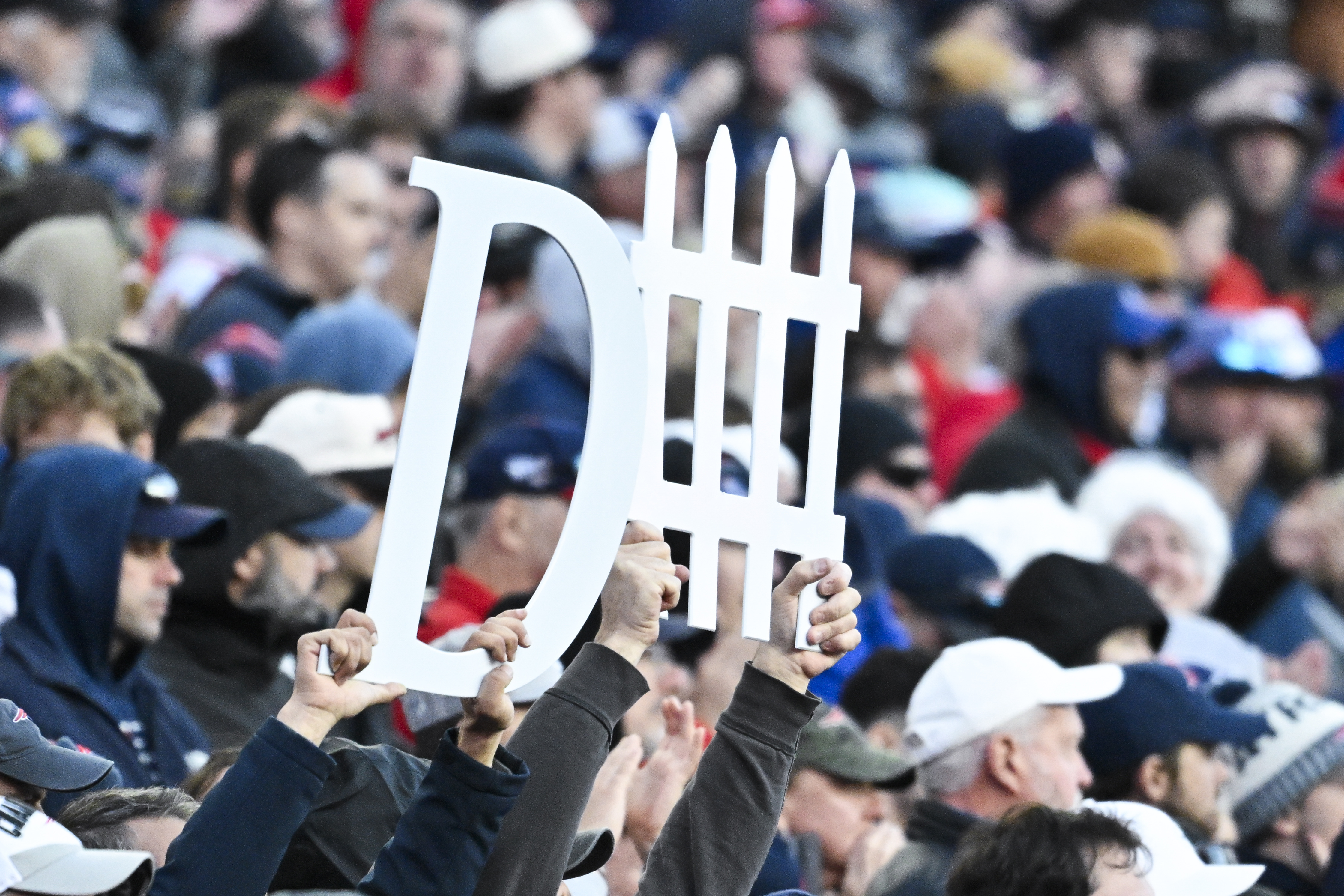 Jets vs. Patriots Weather Report TNF: How to Bet on NFL Week 11's Coldest Game