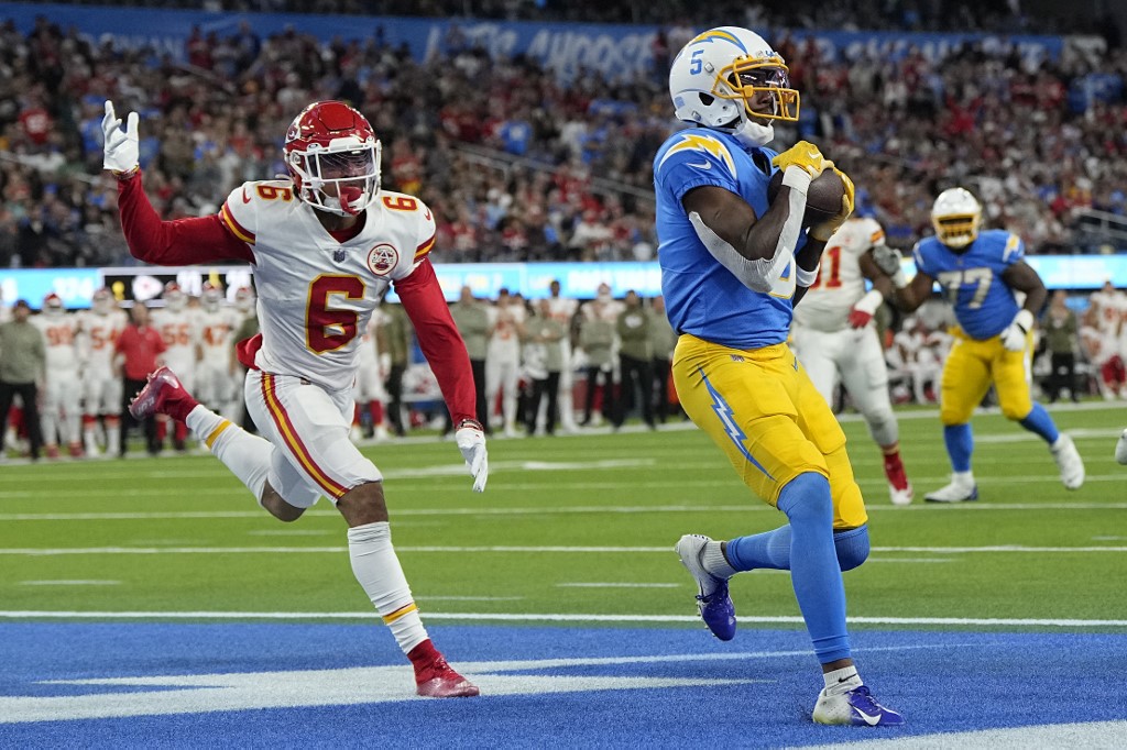 Chargers vs 49ers Player Props: Anytime TD Picks for Josh Palmer