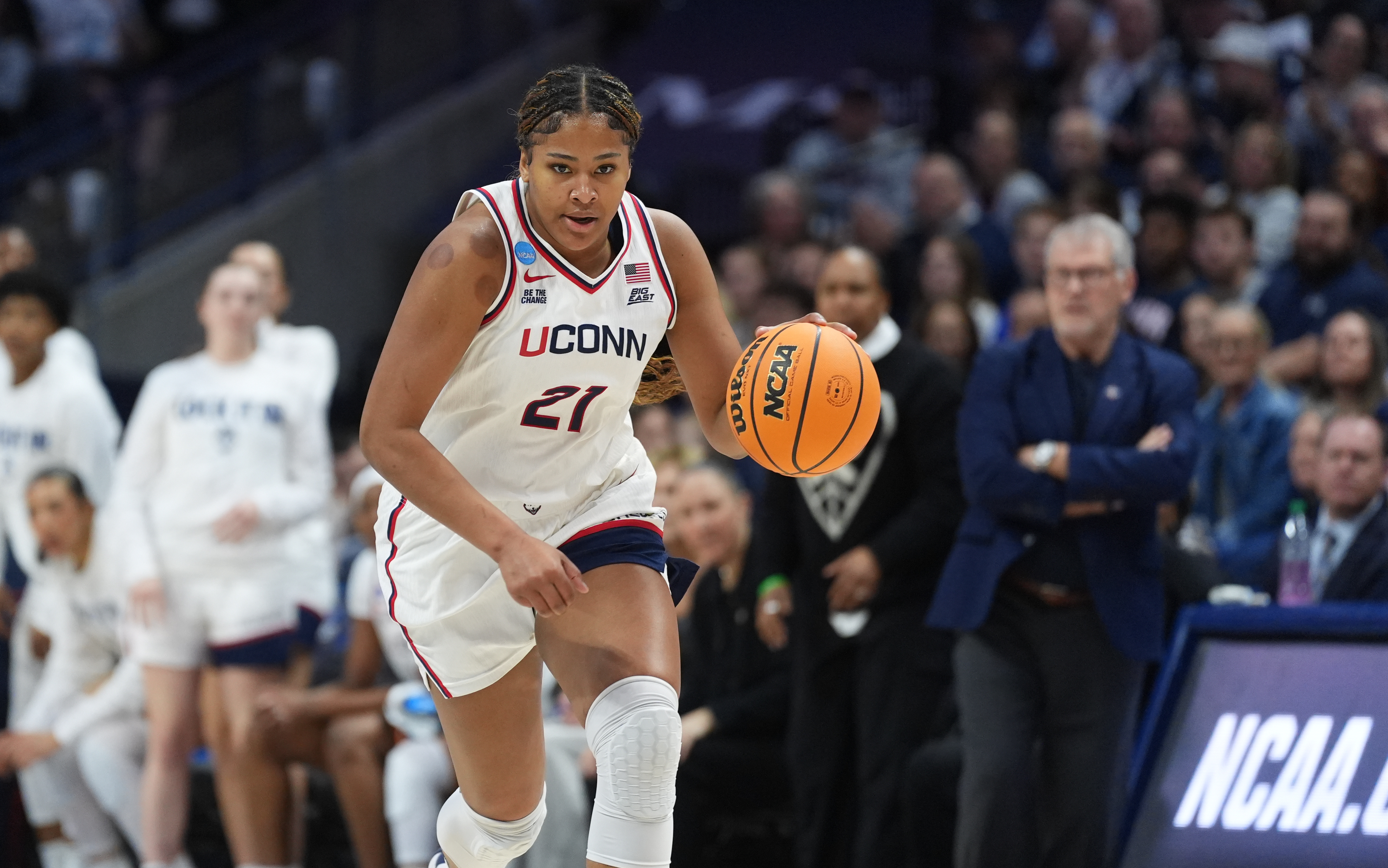 UConn's Sarah Strong has the Huskies as the biggest favorite among women's March Madness predictions.