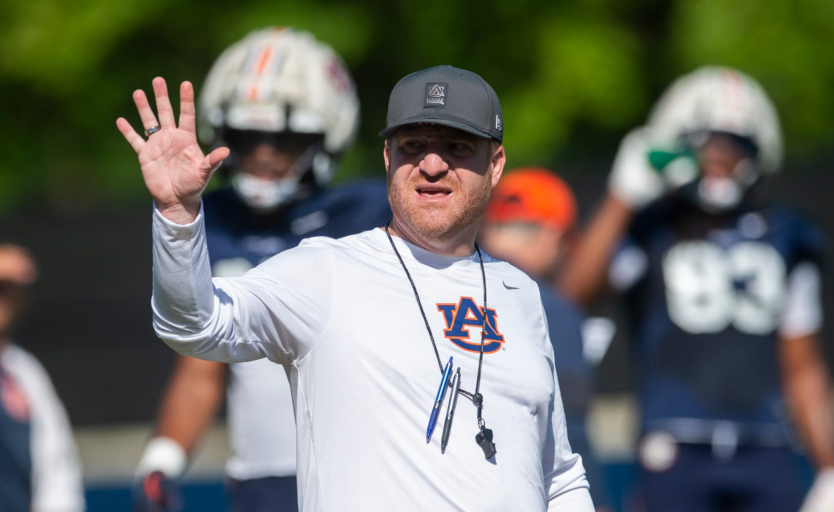Auburn Head Coach Alex Golesh readies his charges as we make our best Baylor vs Auburn early picks and predictions. 