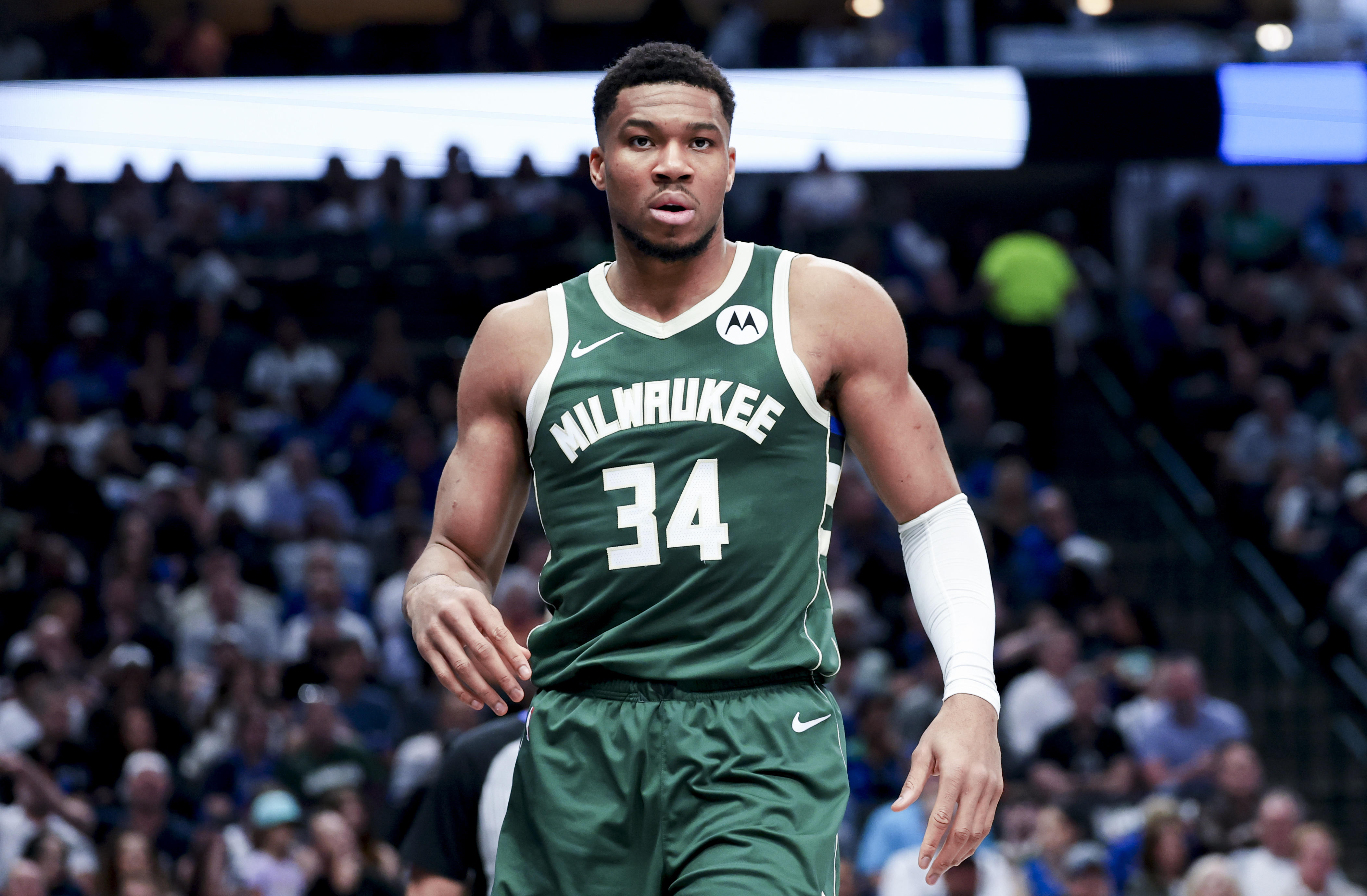 Cavaliers vs. Bucks Odds, NBA Player Props & Score Predictions Tonight: March 9