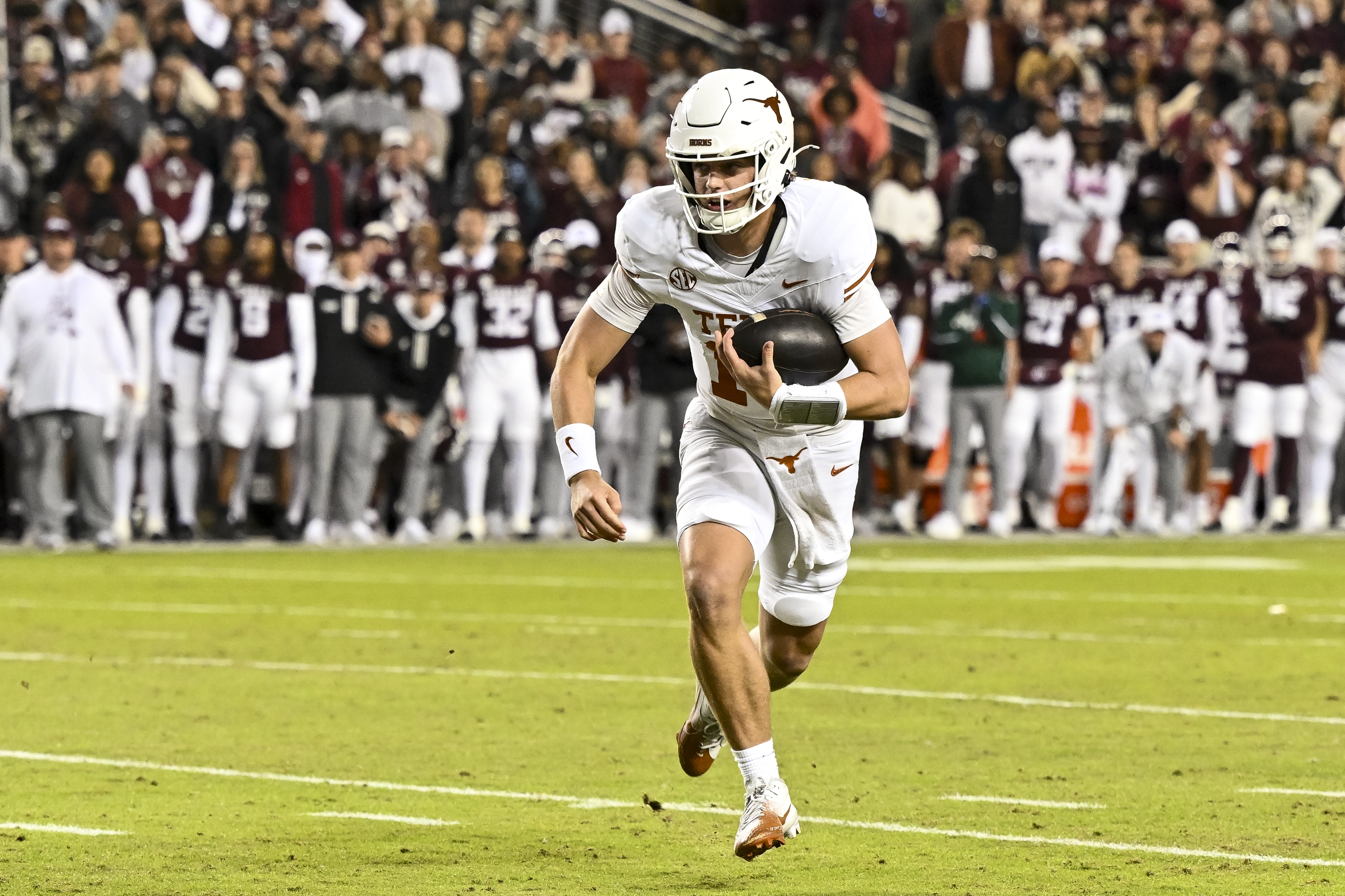 Early Texas vs. Ohio State Prediction, Odds & Picks: Week 1