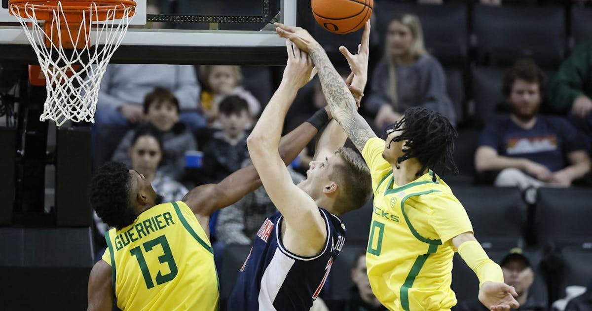 Wisconsin vs. Oregon Predictions, Odds & Picks Stifling Defenses