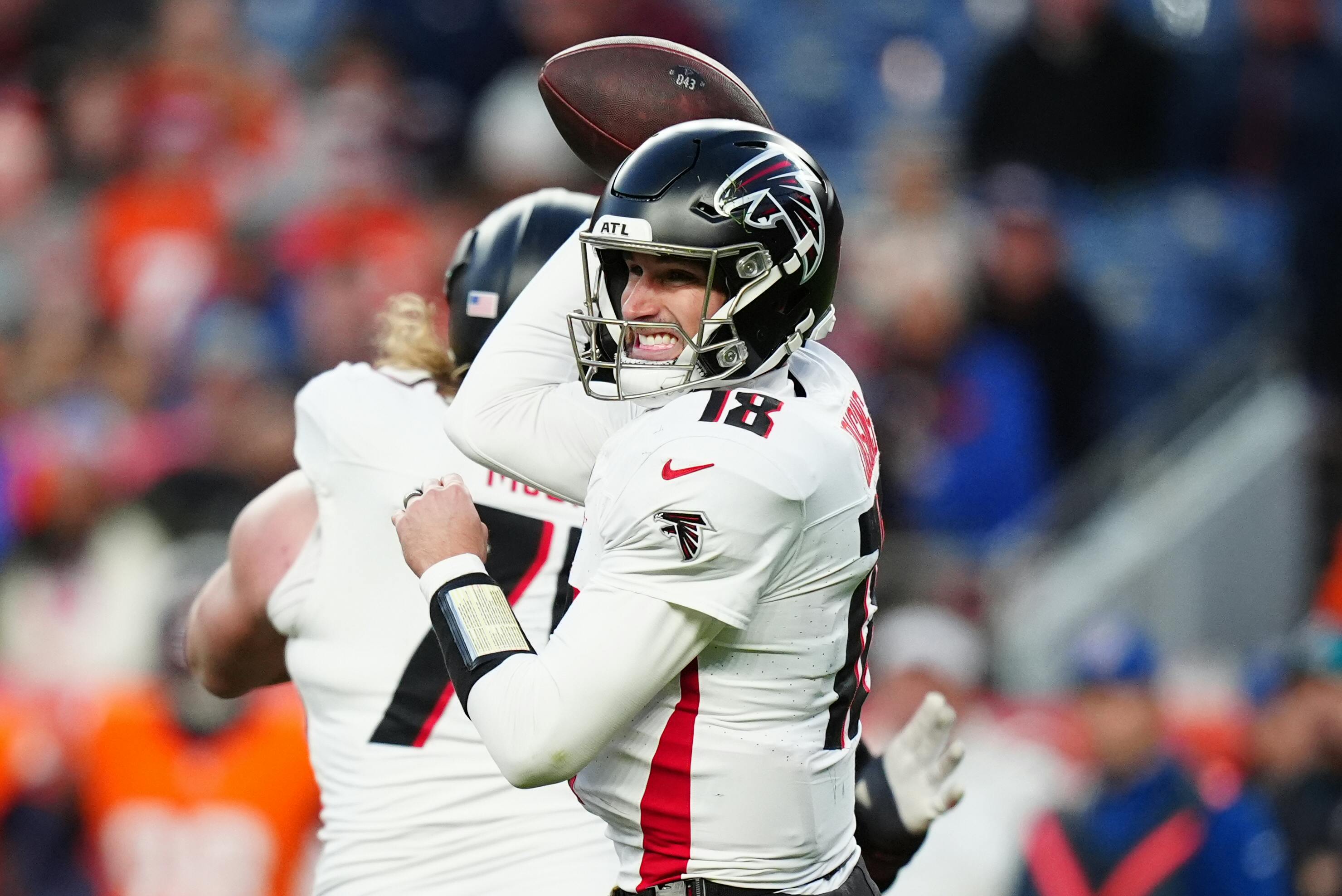 Atlanta Falcons quarterback Kirk Cousins against the Denver Broncos at Empower Field at Mile High as we analyze the 2024-25 Comeback Player of the Year odds. 