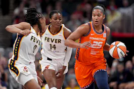 Alyssa Thomas (25) of the Connecticut Sun drives as we offer our WNBA power rankings including the Aces, Sun, Liberty, and Fever.