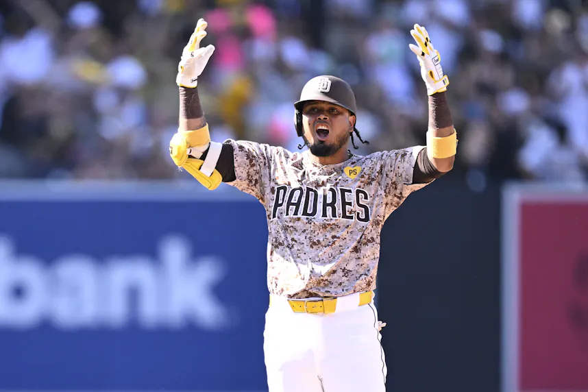 MLB Hits Leader Odds 2025: Arraez Narrowly Favored Over Witt