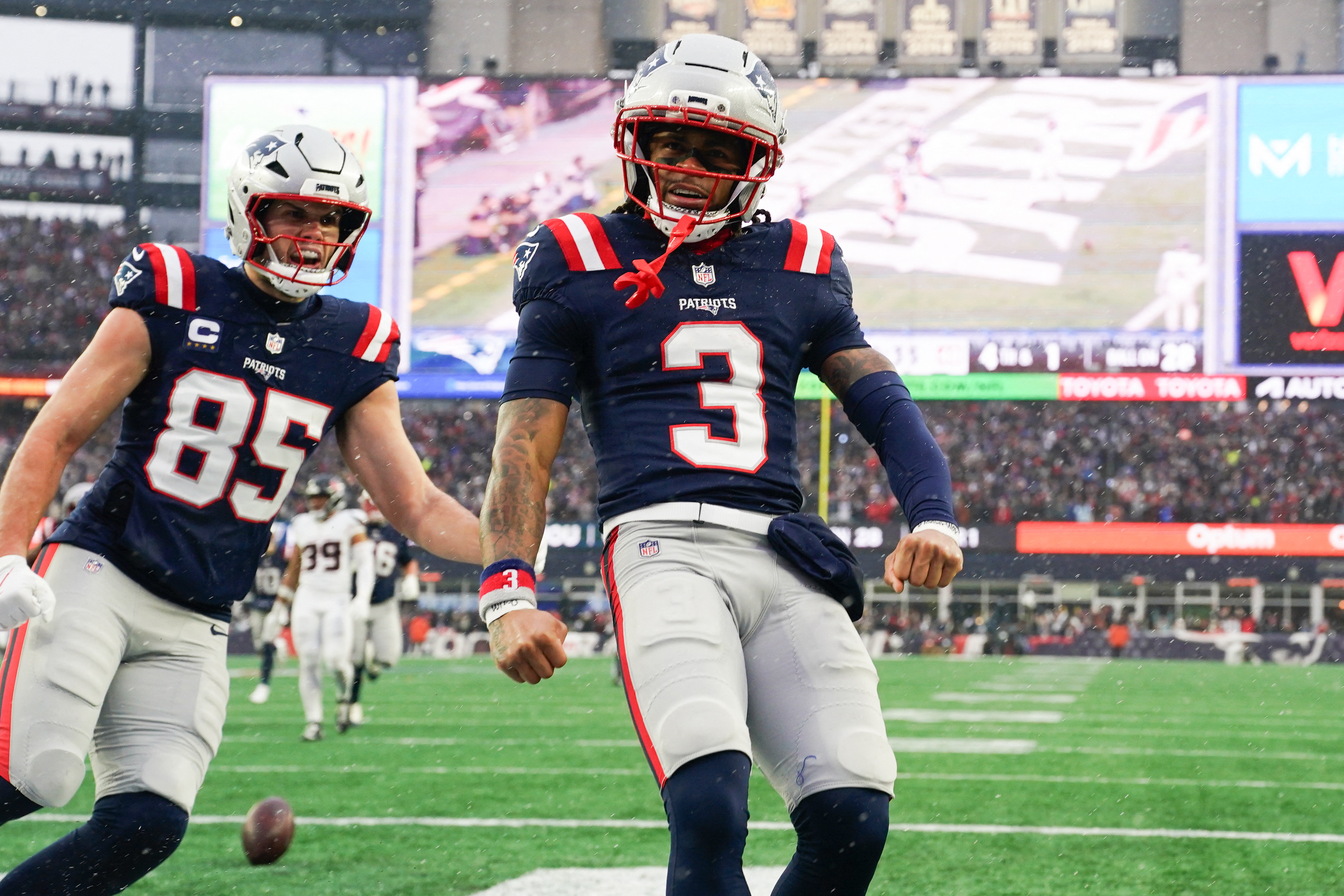 New England Patriots wide receiver DeMario Douglas (3) celebrates a touchdown as we break down our Seahawks vs. Patriots wide receiver player props.