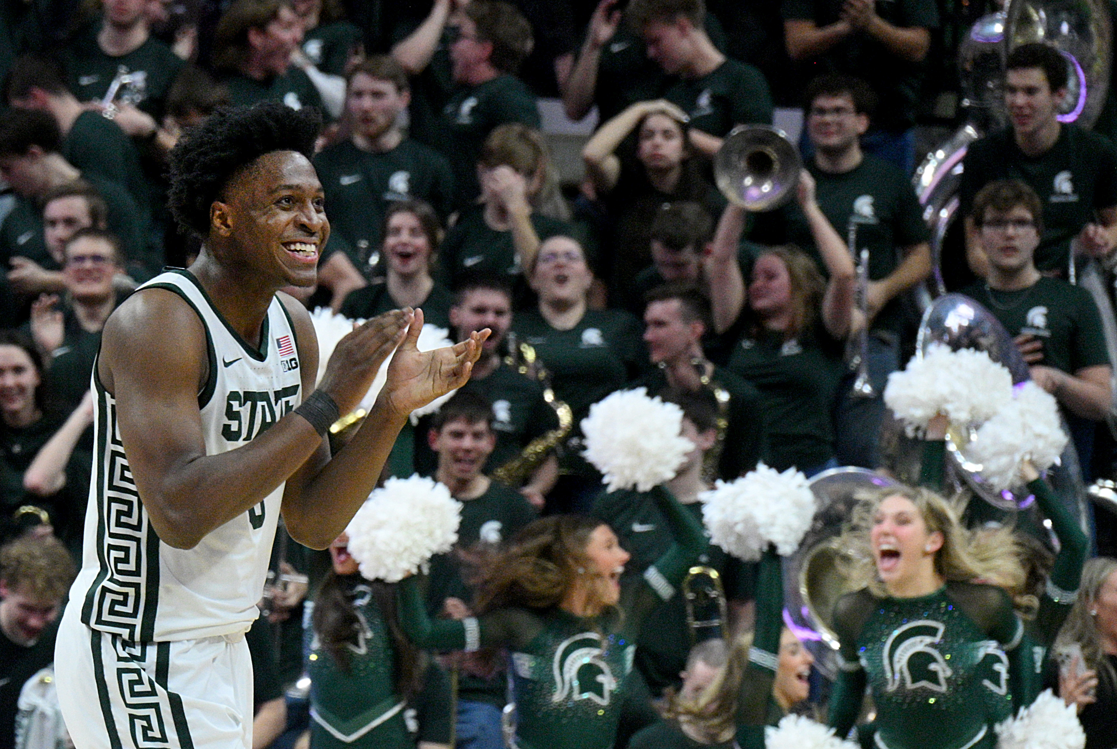 Michigan State Spartans forward Cameron Ward (3) celebrates winning in overtime as we break down our College Basketball play of the day.