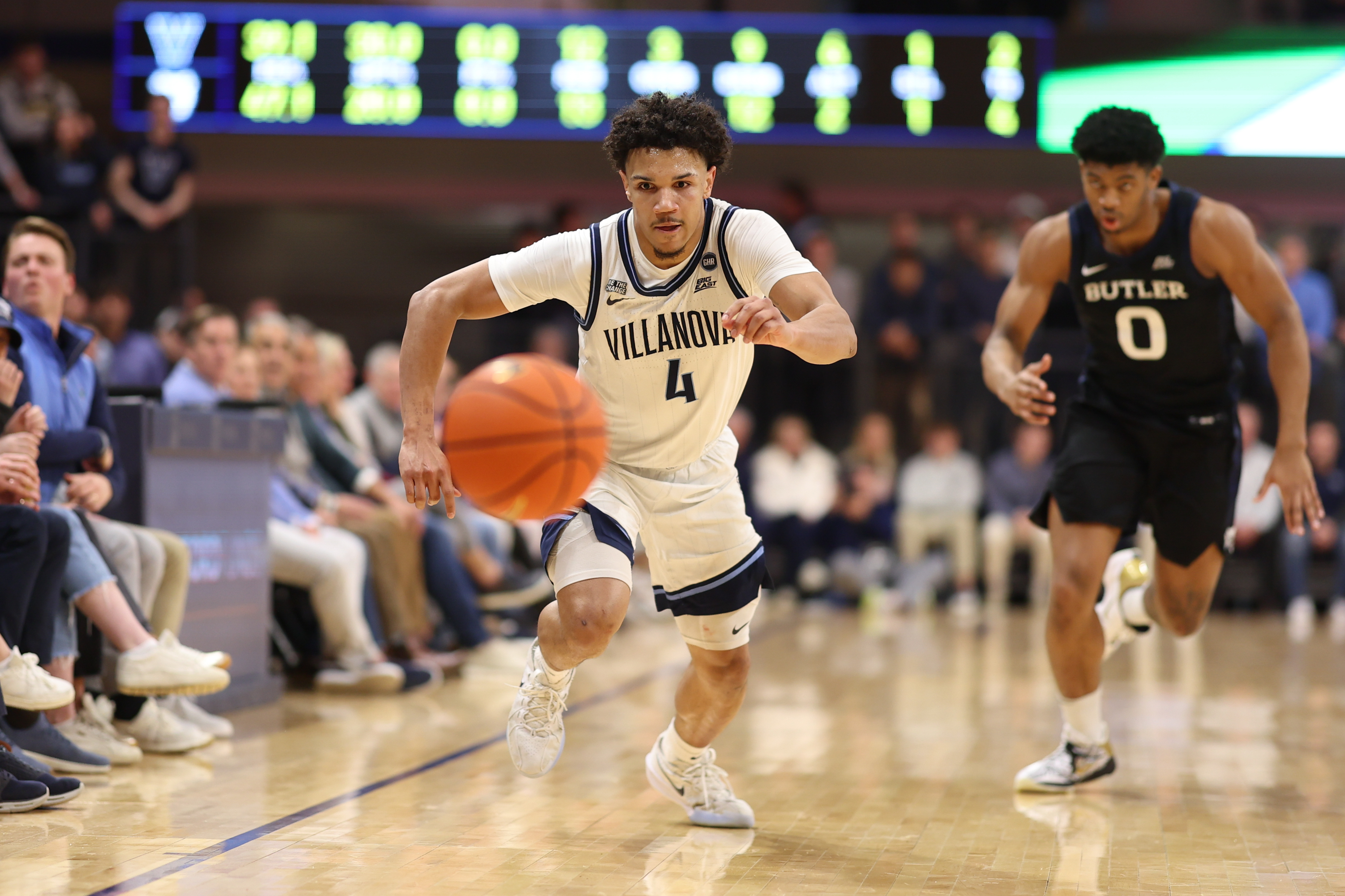 Pictured: Tyler Perkins in action as we break down our Notre Dame vs. Villanova Prediction. Photo by Bill Streicher-Imagn Images.