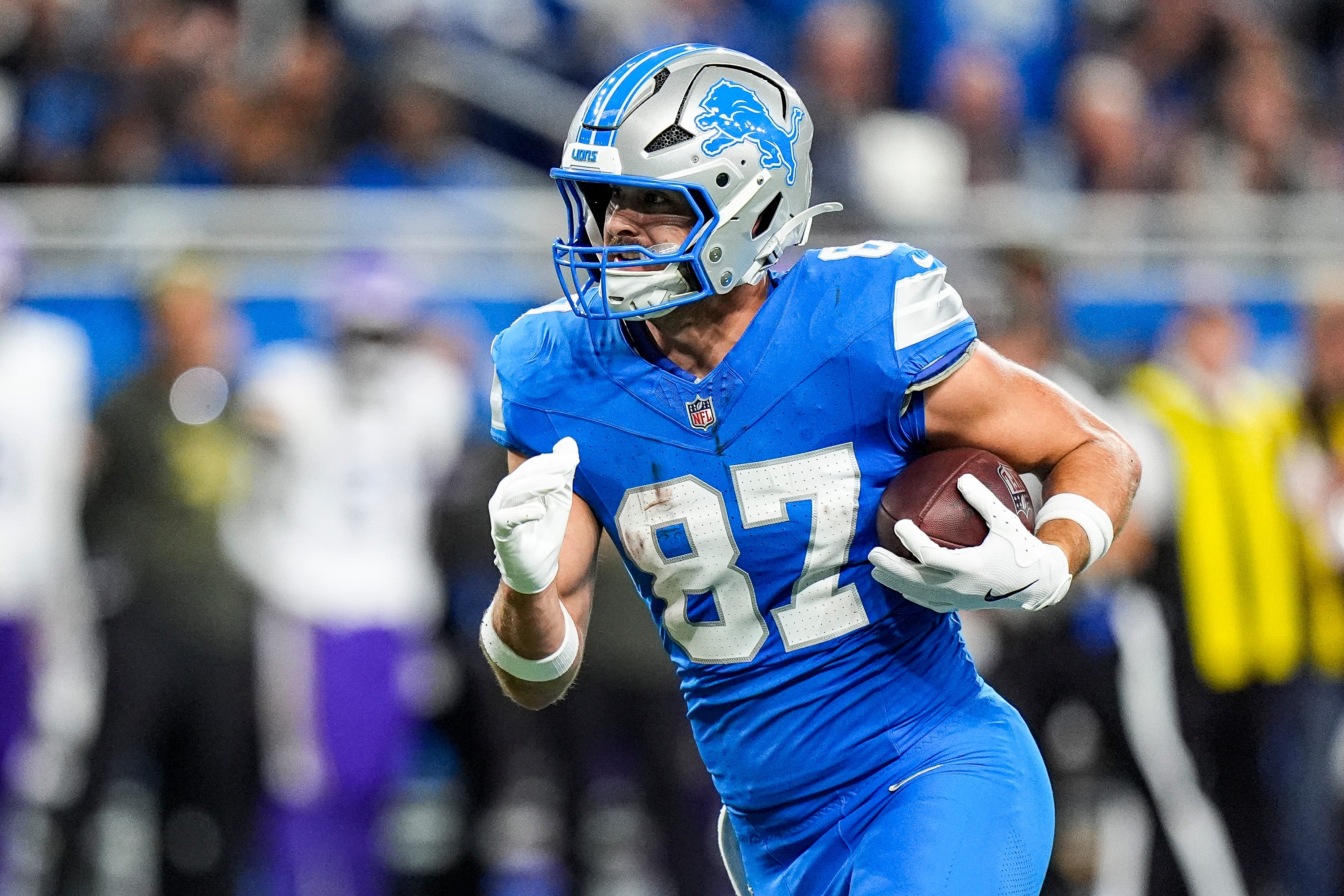 Lions vs. Commanders Player Props Today: Best Bets & TD Picks for NFL Week 10