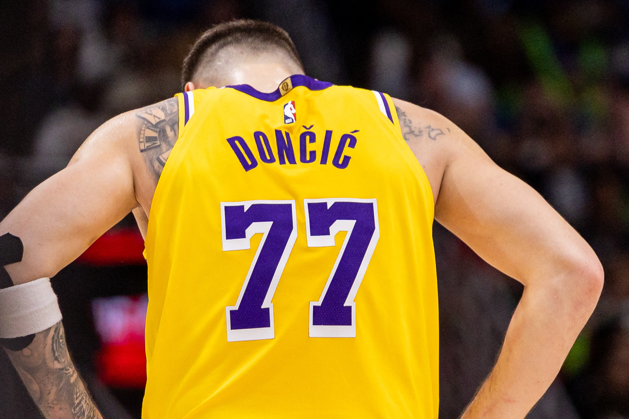 Los Angeles Lakers forward/guard Luka Doncic (77) reacts as we break down our Bucks vs. Lakers player props.