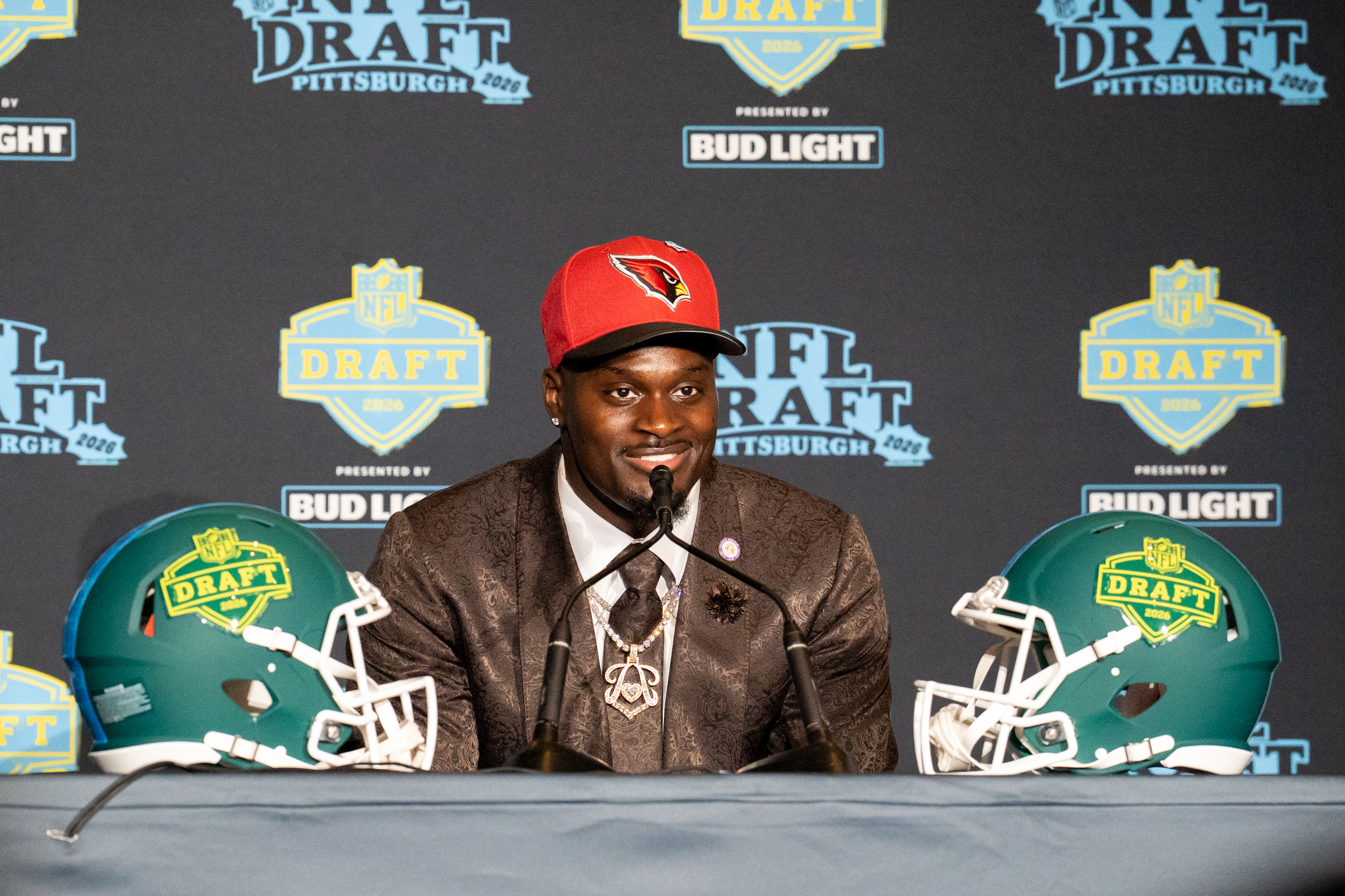 Arizona Cardinals running back Jeremiyah Love leads the NFL Offensive Rookie of the Year odds. 