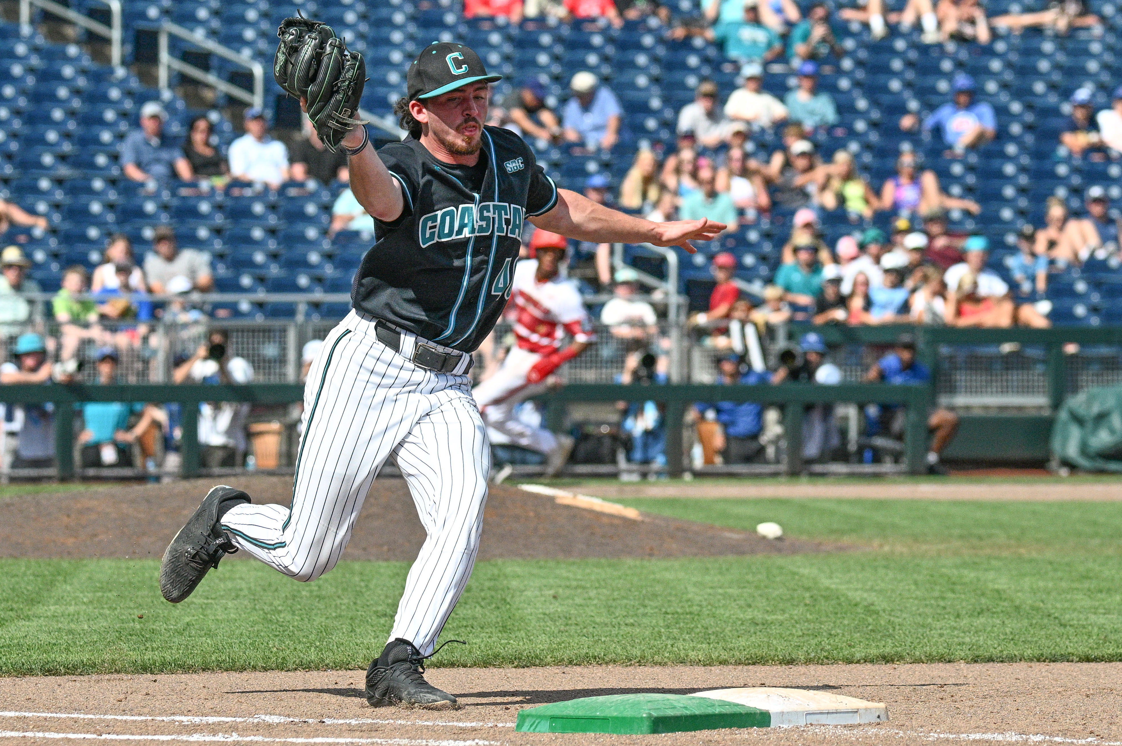 Coastal Carolina vs. LSU Game 1 Prediction, Picks & Odds Tonight: College World Series Preview & Best Bets