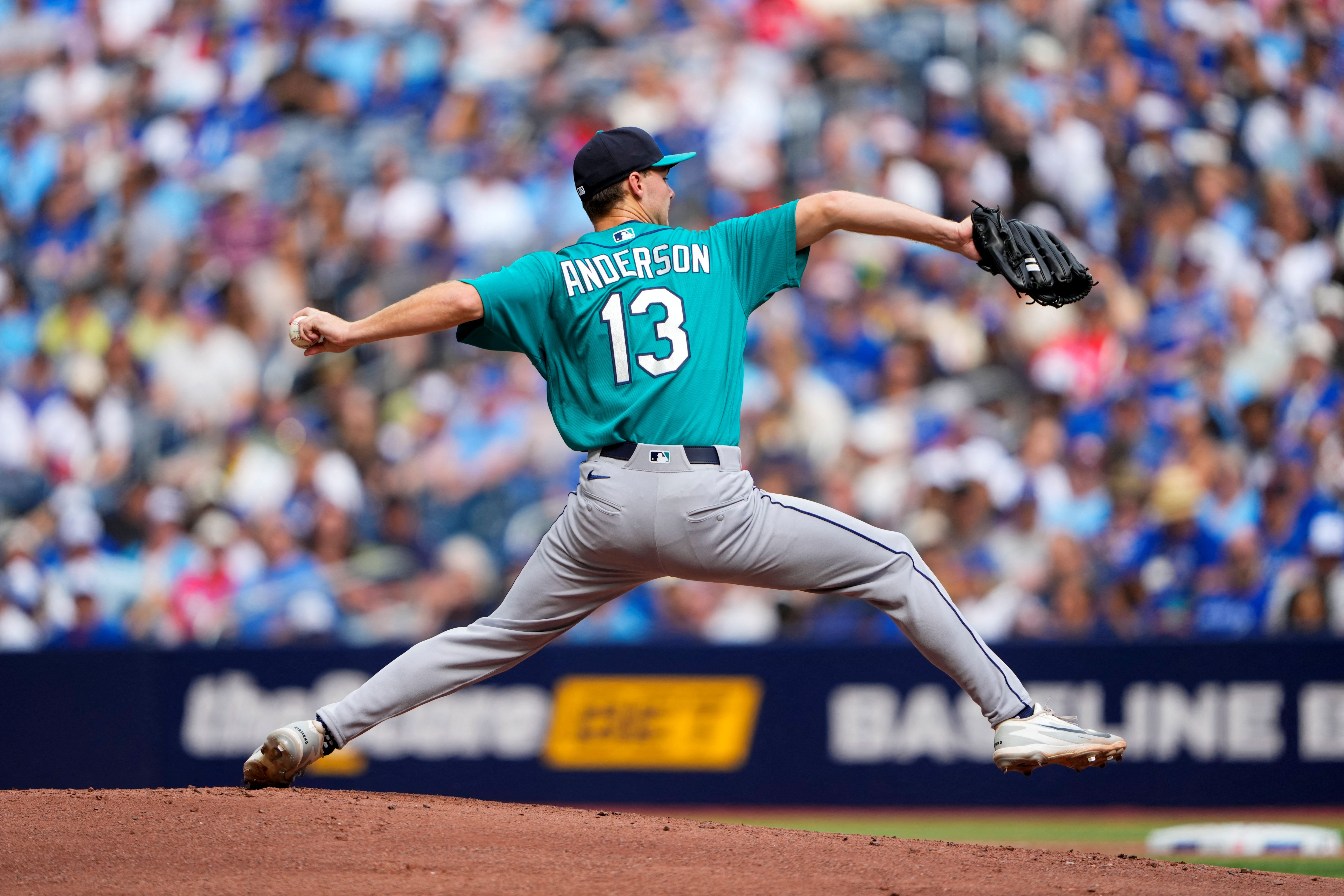Seattle Mariners pitcher Kade Anderson pitches as we make our best NRFI bets for Monday, Sept. 14.