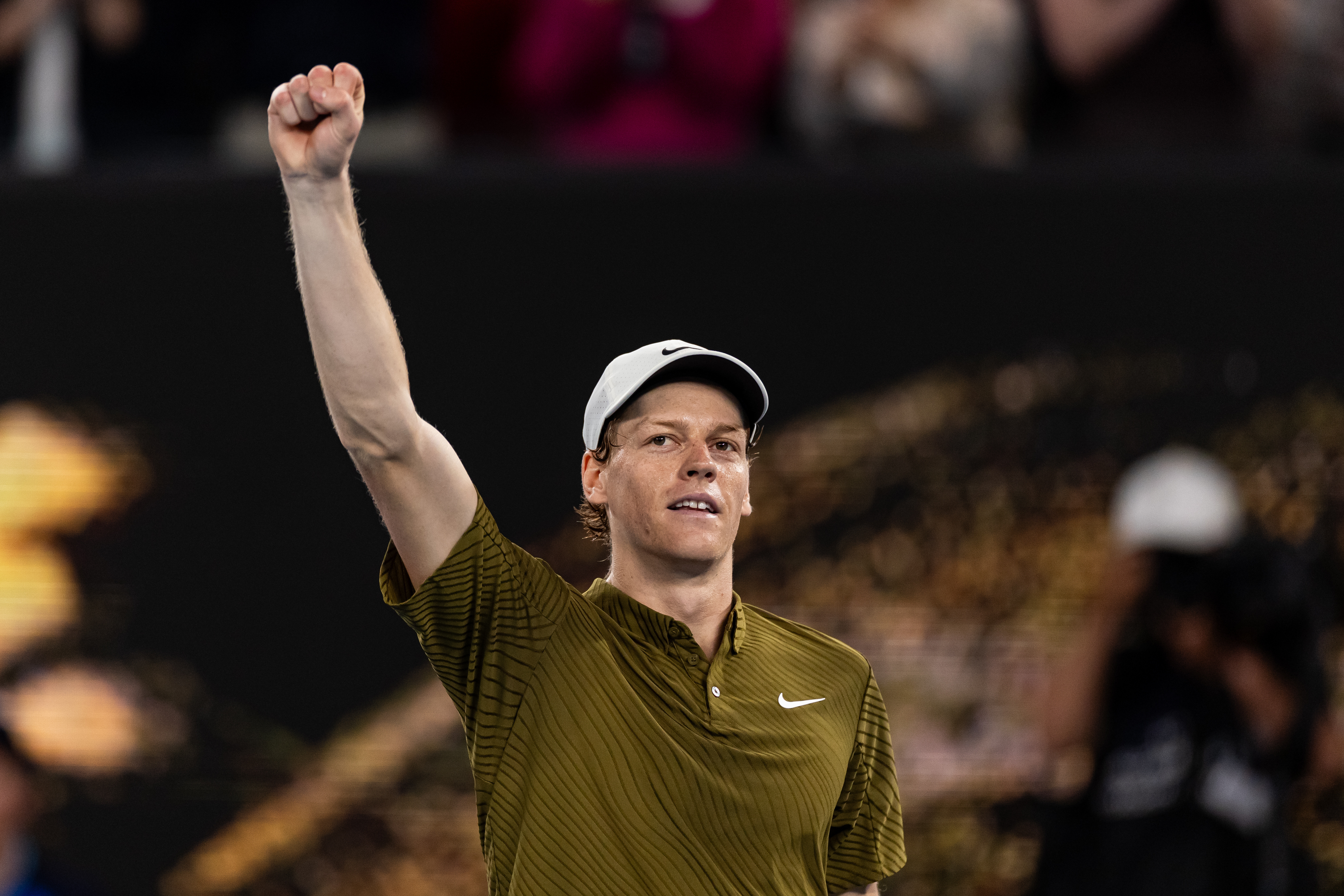 Jannik Sinner flies through to the semifinals as we provide the Australian Open odds 2026. 