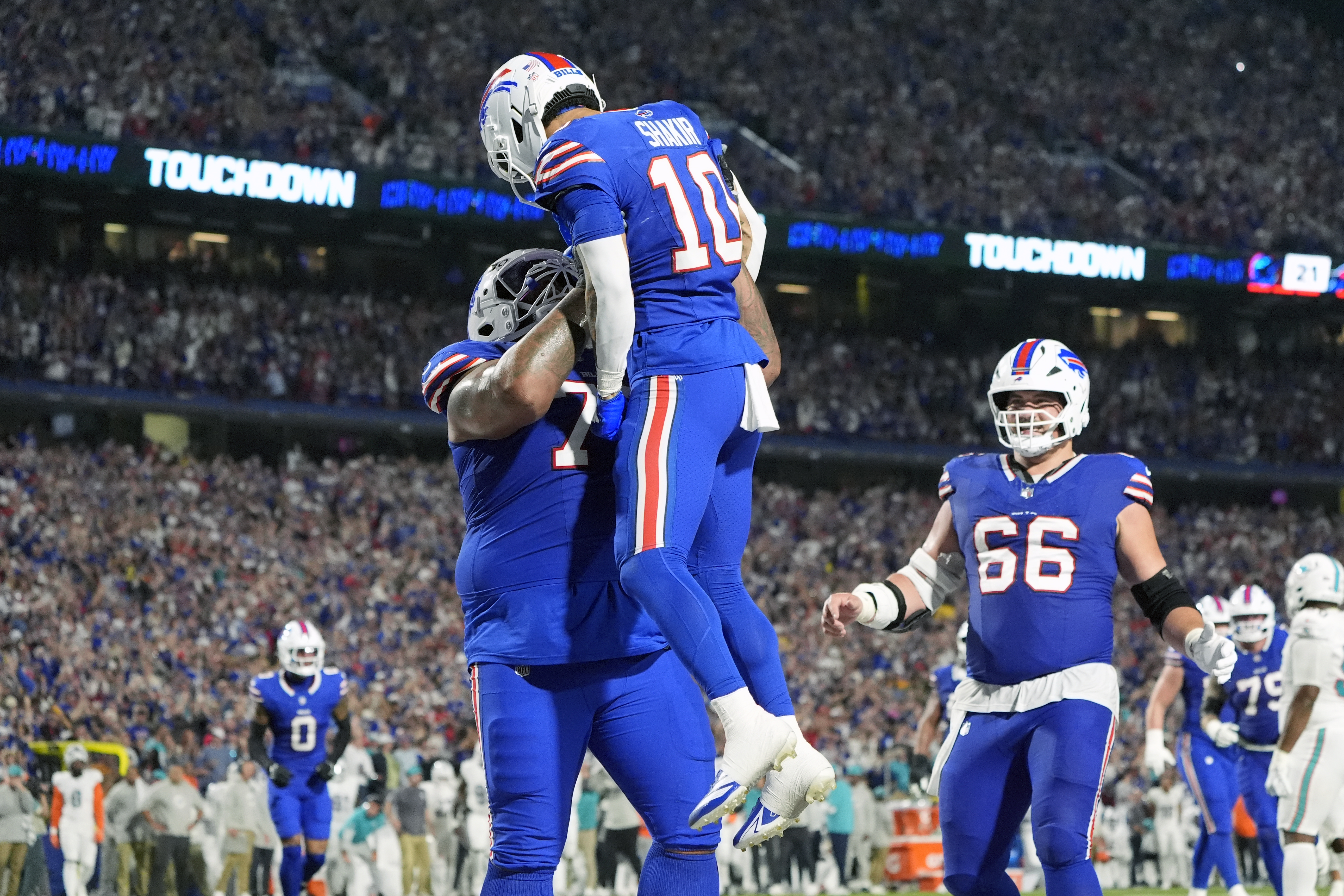 NFL Odds Week 4: Lines, Spreads & Totals for Every Game