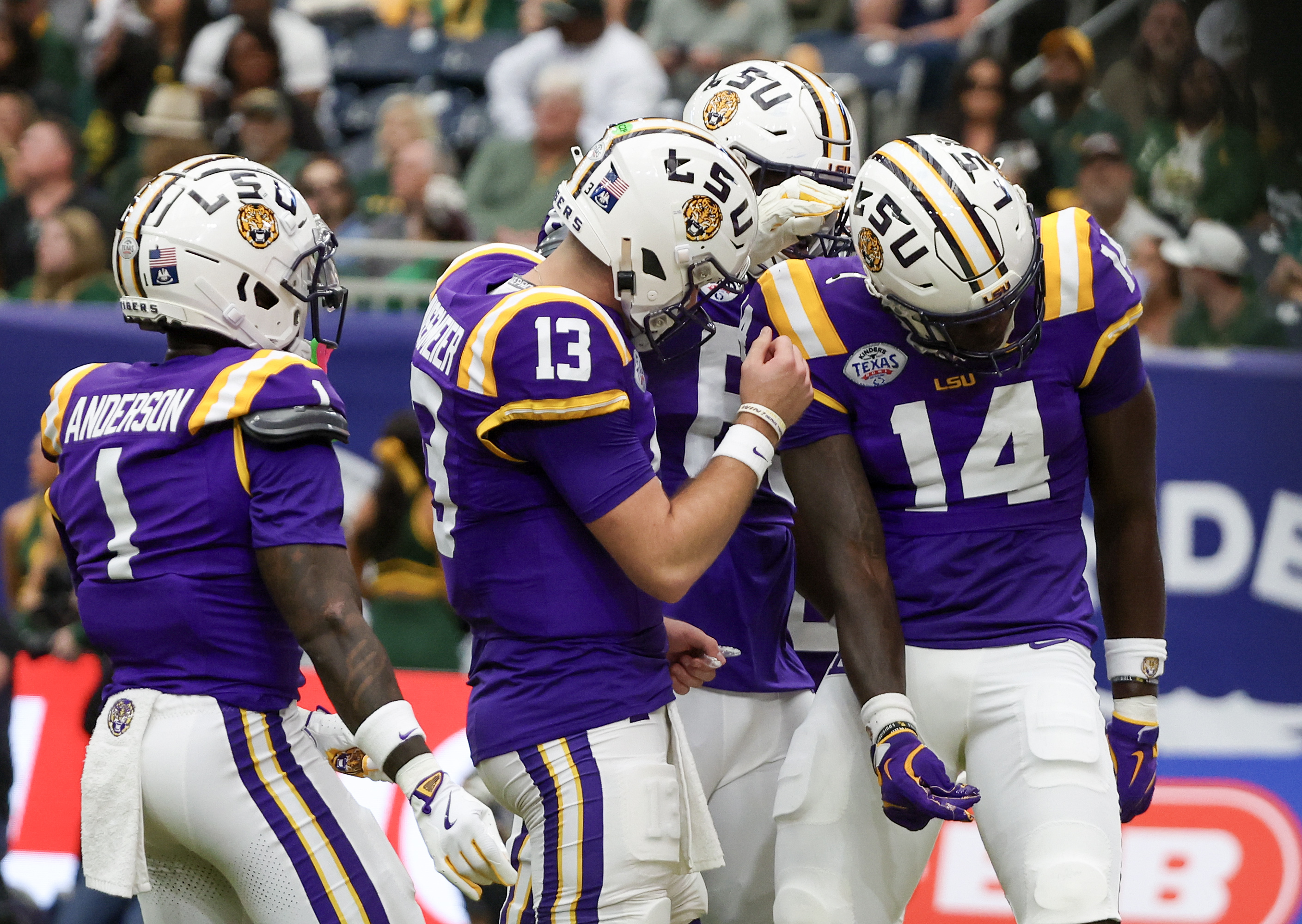 LSU vs. Clemson Prediction, Odds & Expert Picks: College Football Week 1 Best Bets