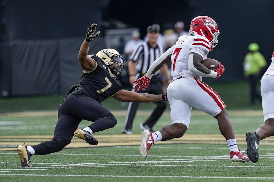 Louisiana vs. Texas State Prediction, Picks & Odds, 1029 Week 10