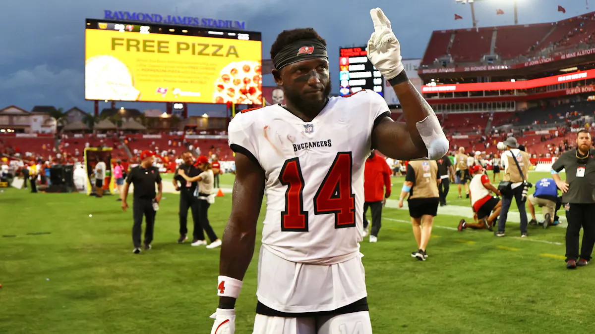Chris Godwin Injury Update: When Will WR Be Back and Return to Buccaneers?