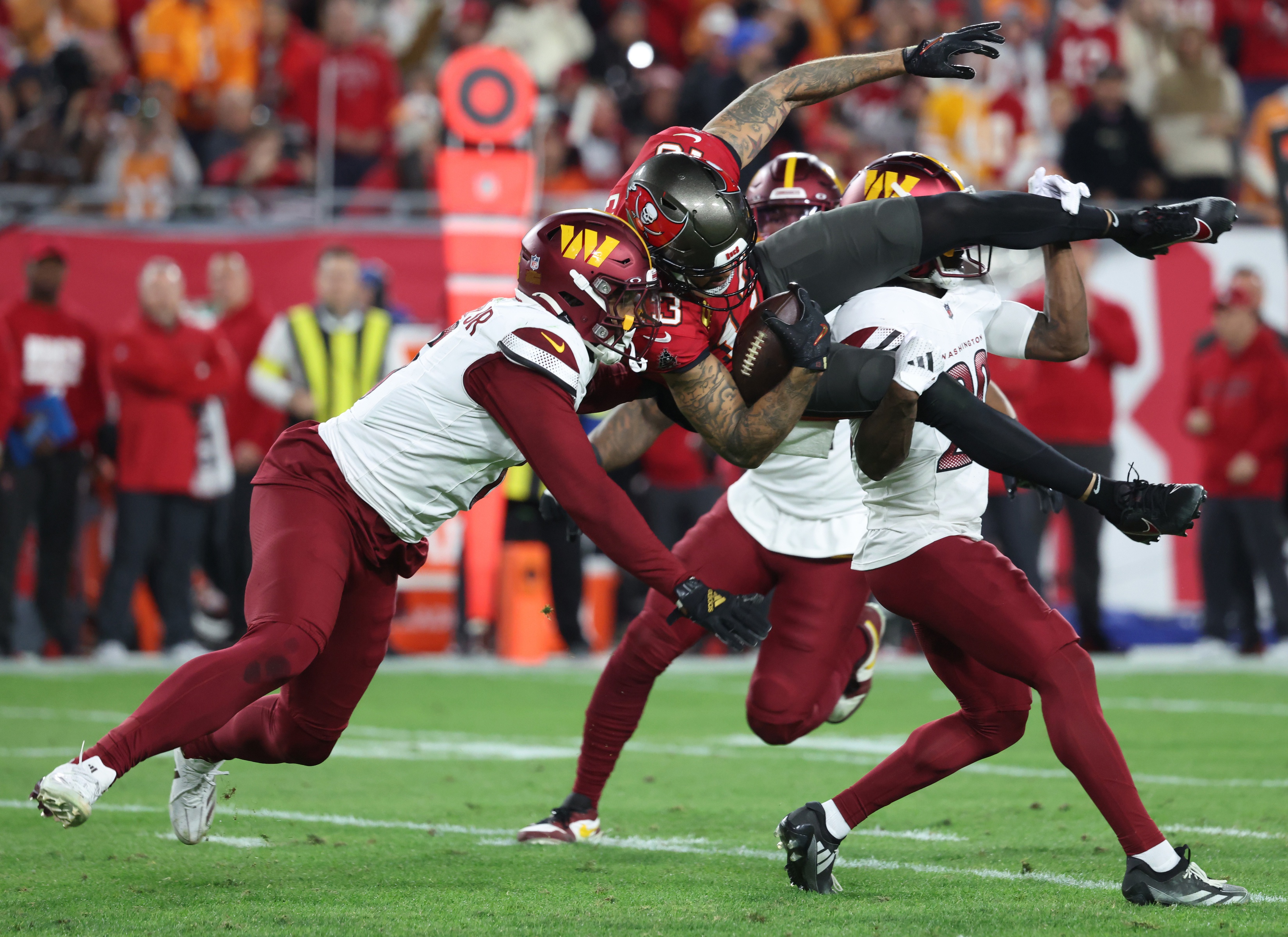 Best NFL Player Prop Bets 2025: CeeDee Lamb, Caleb Williams, Mike Evans Expert Picks 