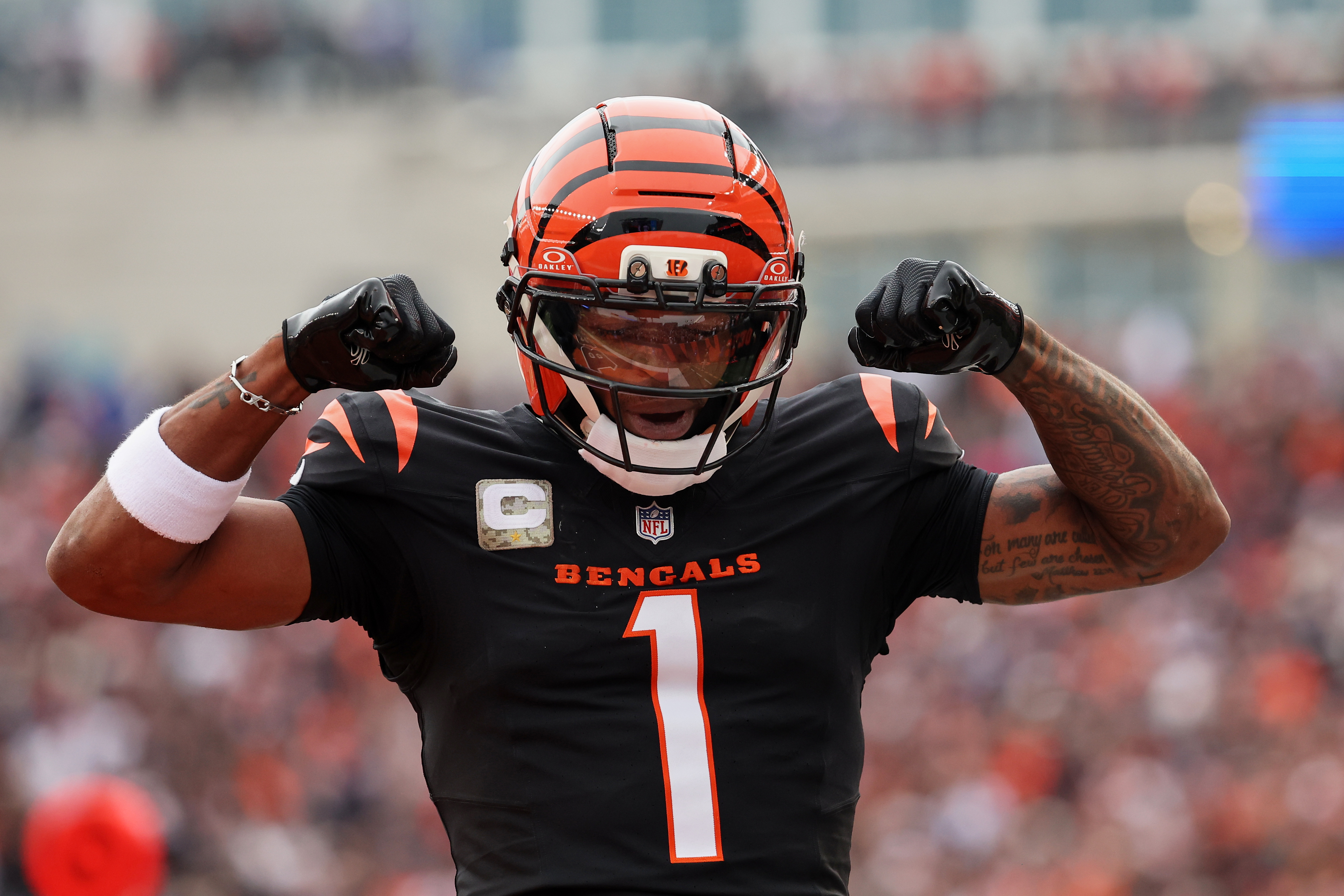 NFL Thanksgiving Predictions 2025: Our Best Bets, Live Odds & Expert Picks Today