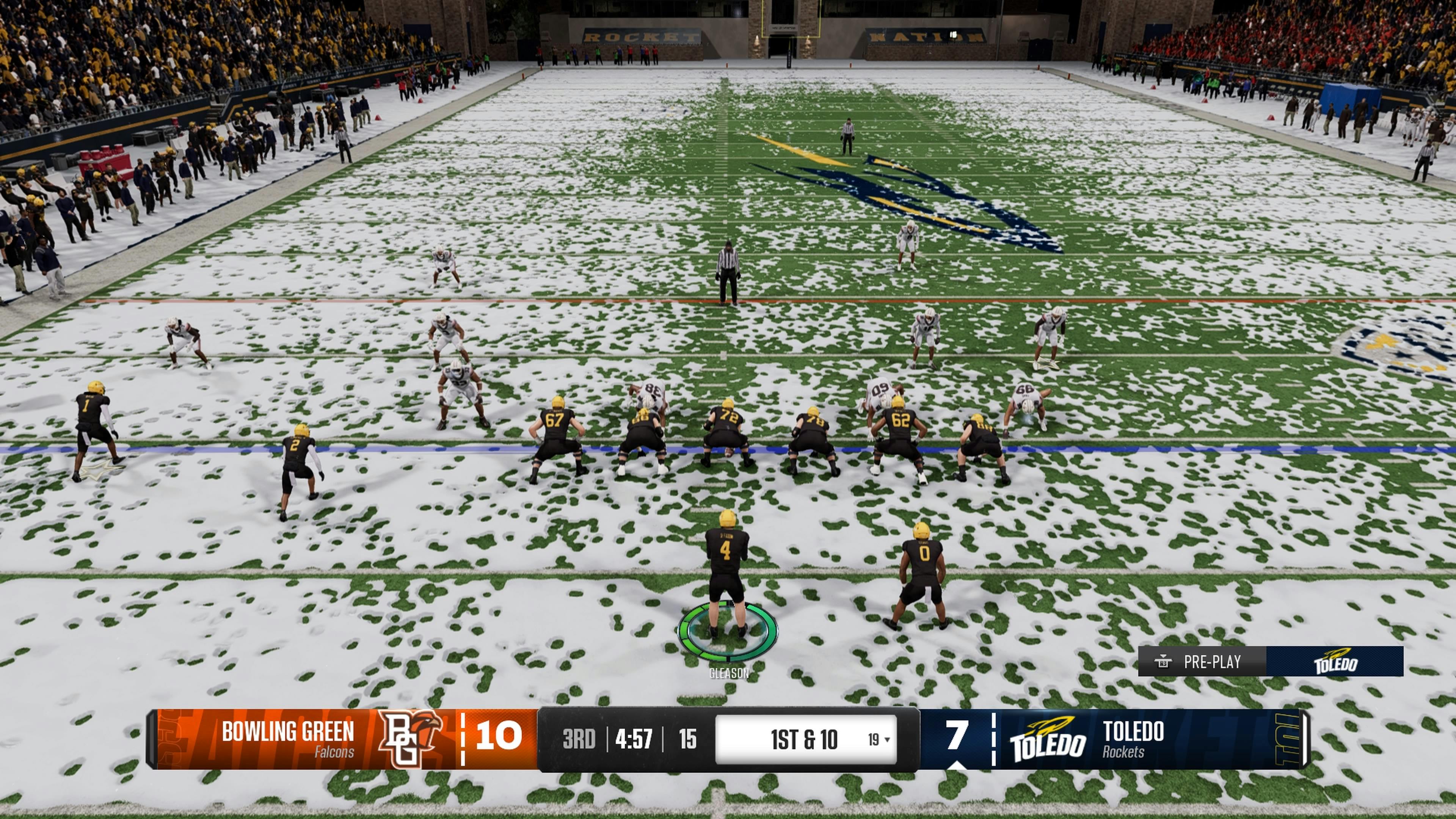 You can really make it feel like a weekday in November with a #MACtion matchup in the snow, especially if you constantly turn the ball over. Screenshot via EA Sports College Football 25.