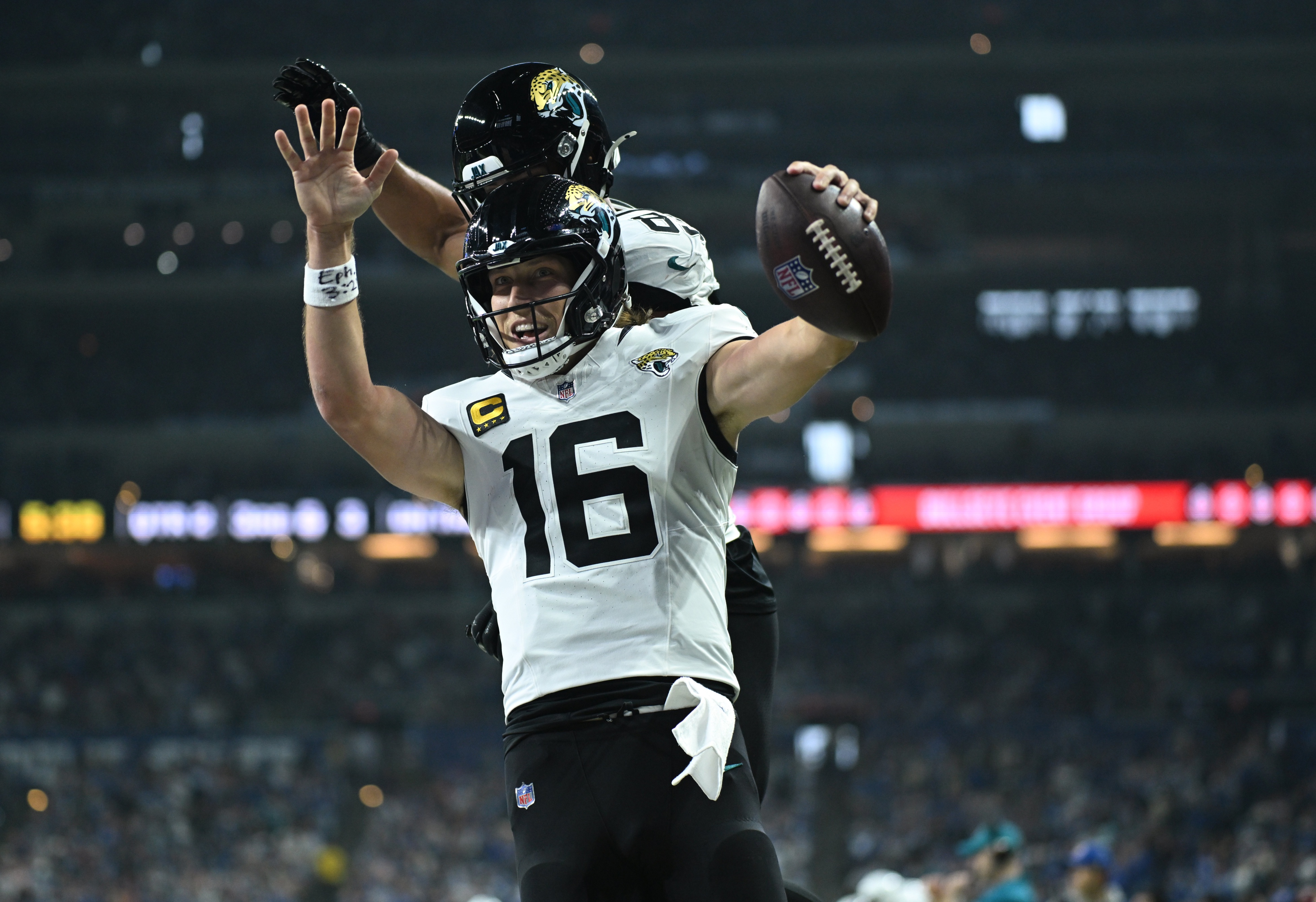 Bills vs. Jaguars Prediction, Best Bets Today: Wild Card Weekend Expert Picks 