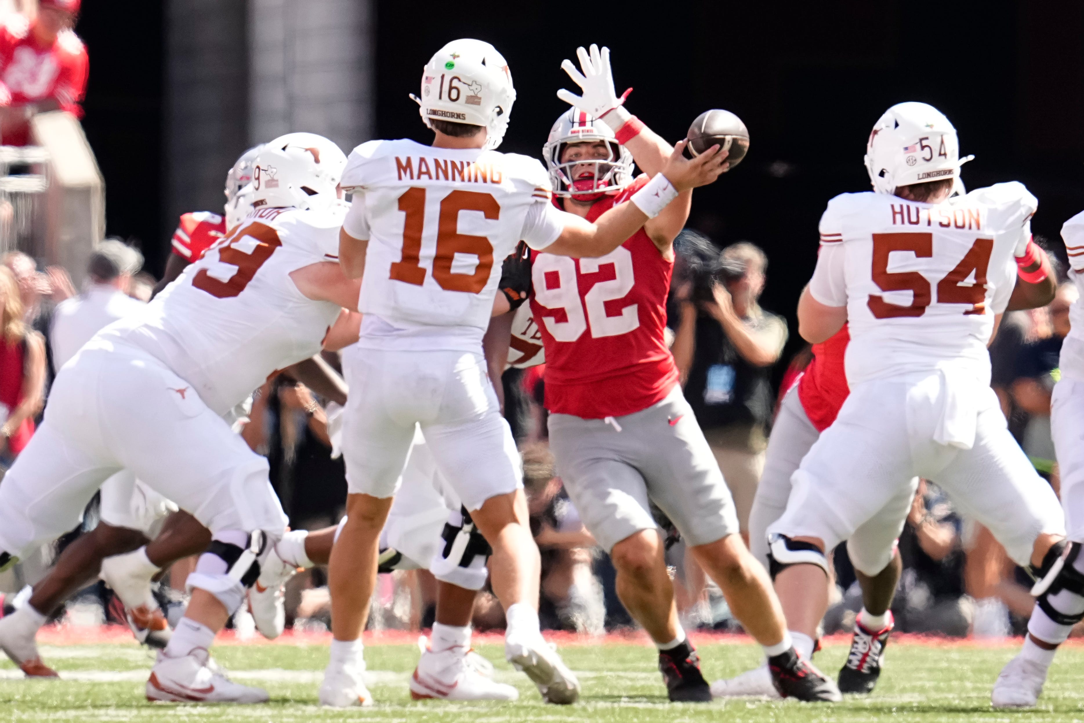Heisman Trophy Odds 2025: Can Arch Manning Rebound After Week 1 Struggles?