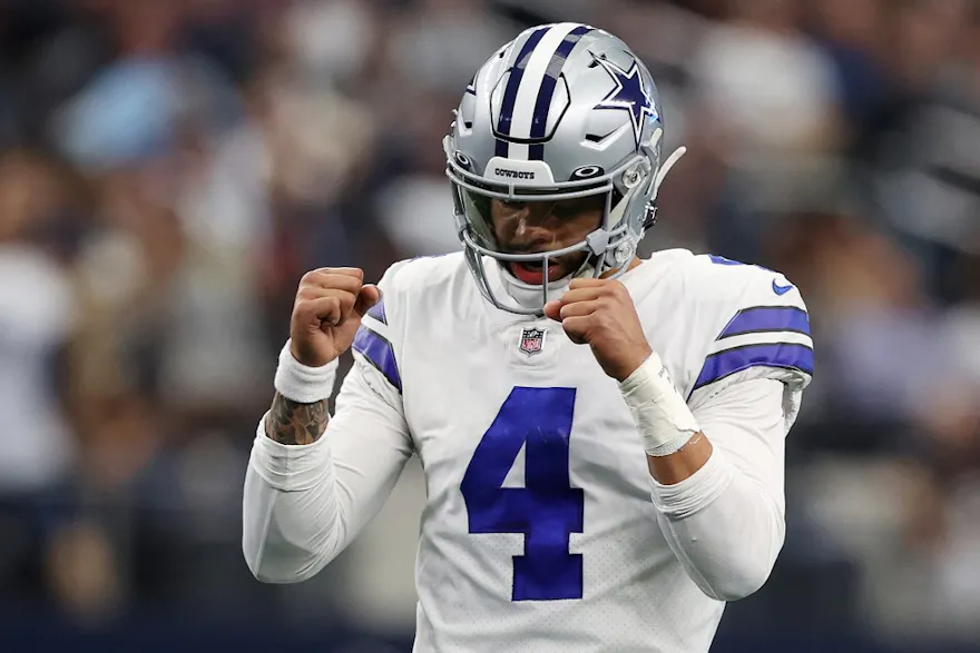 Dak Prescott of the Dallas Cowboys celebrates a touchdown against the Atlanta Falcons during the second quarter at AT&T Stadium in Arlington, Texas. Photo by Tom Pennington/Getty Images via AFP.