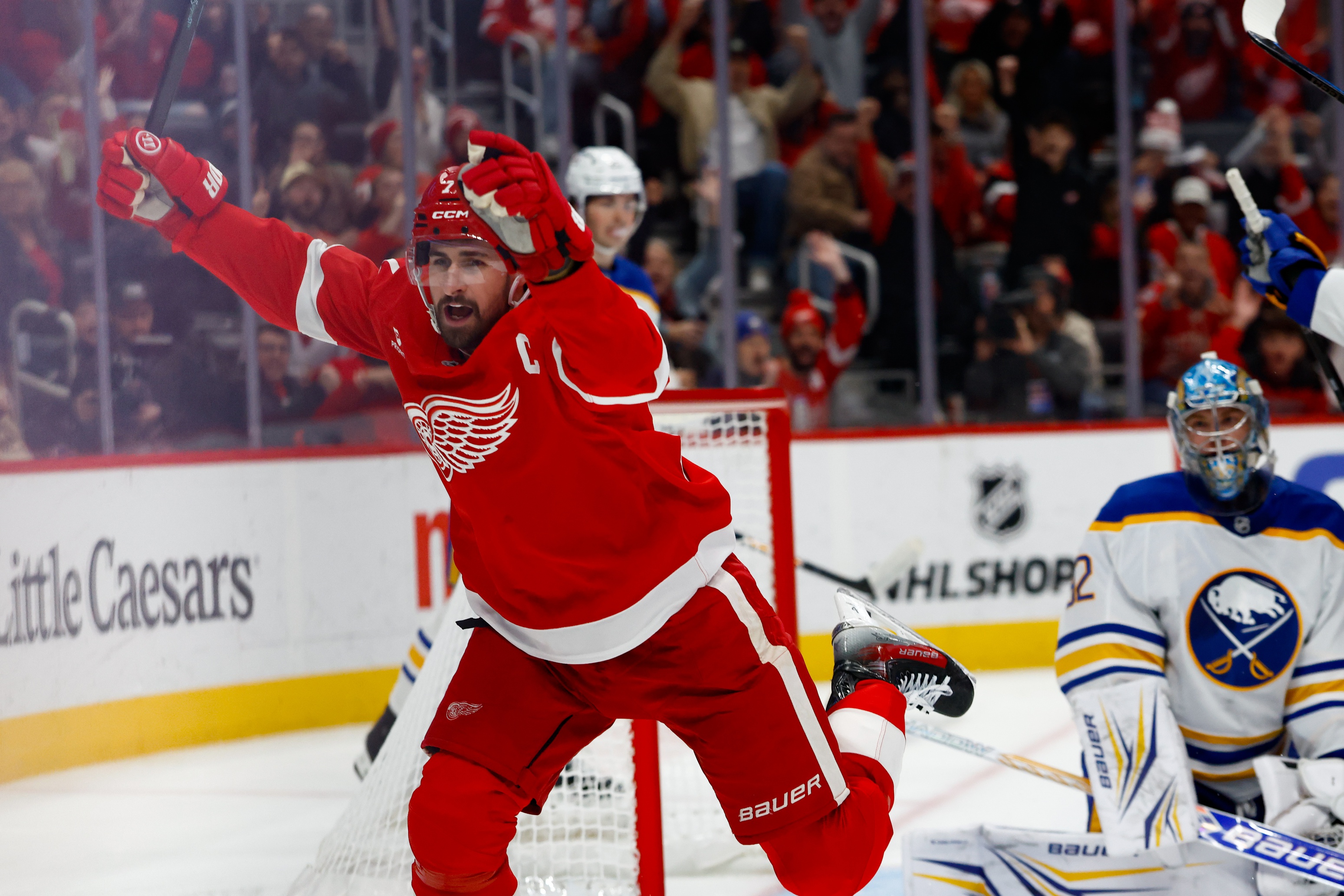 NHL Player Props Today: Best Bets & Goal Scorer Picks for Tuesday