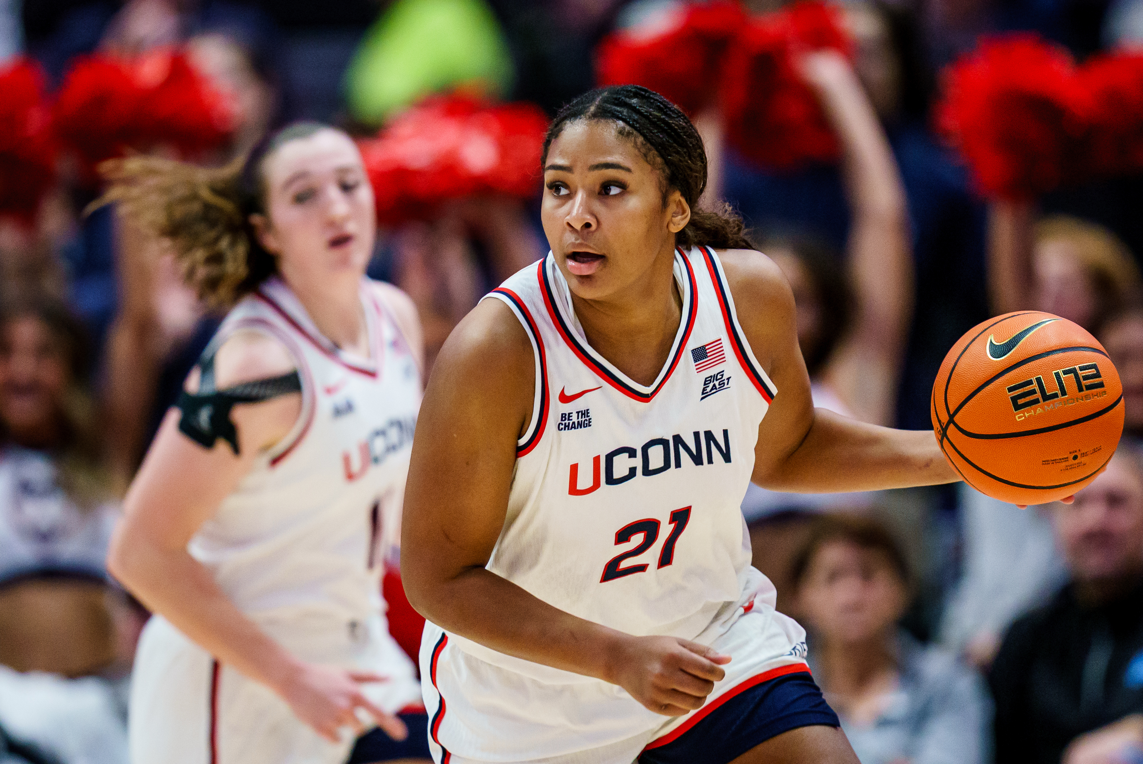 Women's Wooden Award Odds & Favorites 2026: UConn's Strong Runaway Favorite