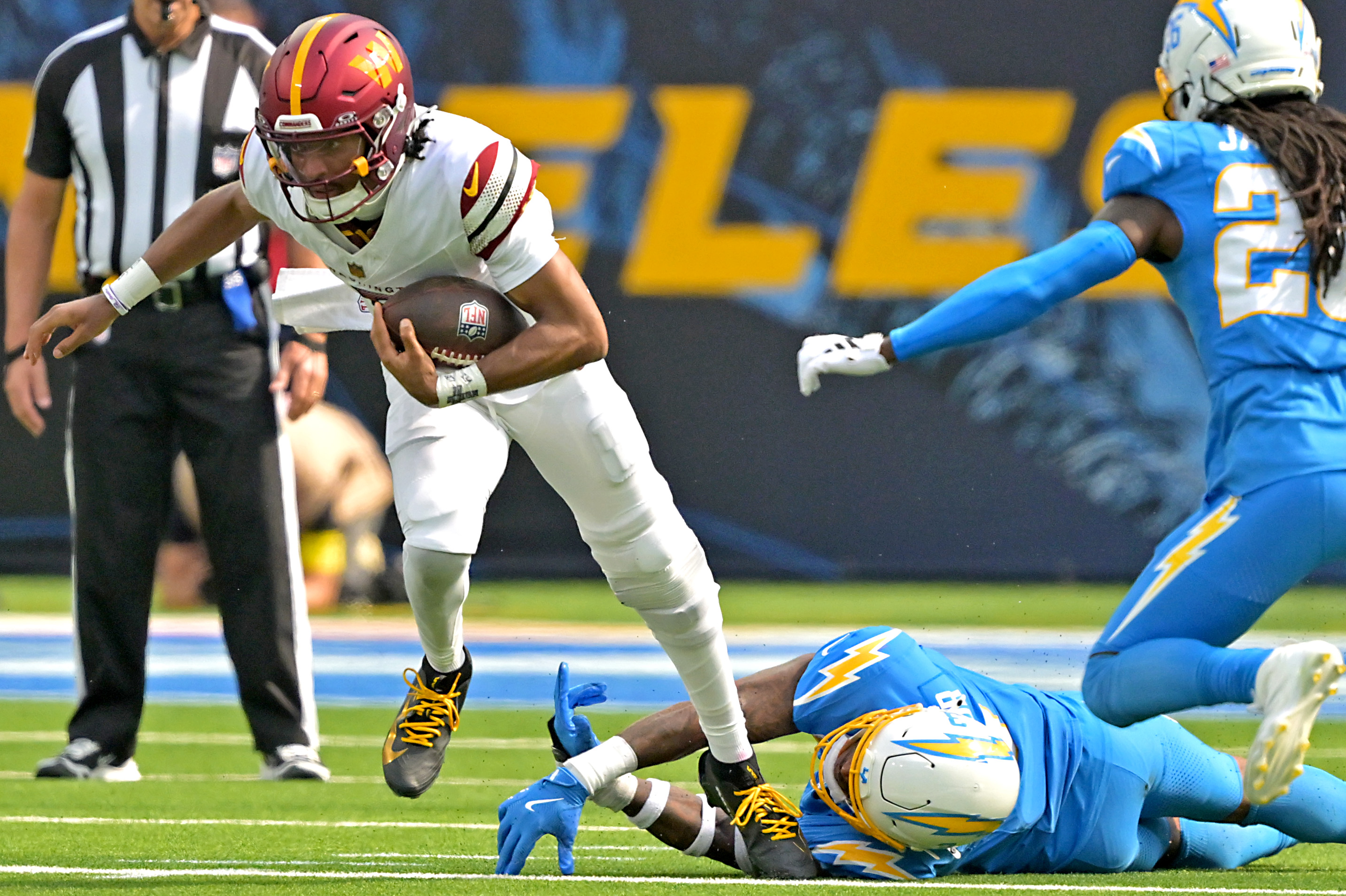 Best NFL Long Shot Parlay: Week 6 Moneyline Picks for Every Game