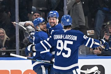 NHL Player Prop Bets Tonight: Anytime Goal Scorer Predictions & Best Props for Friday