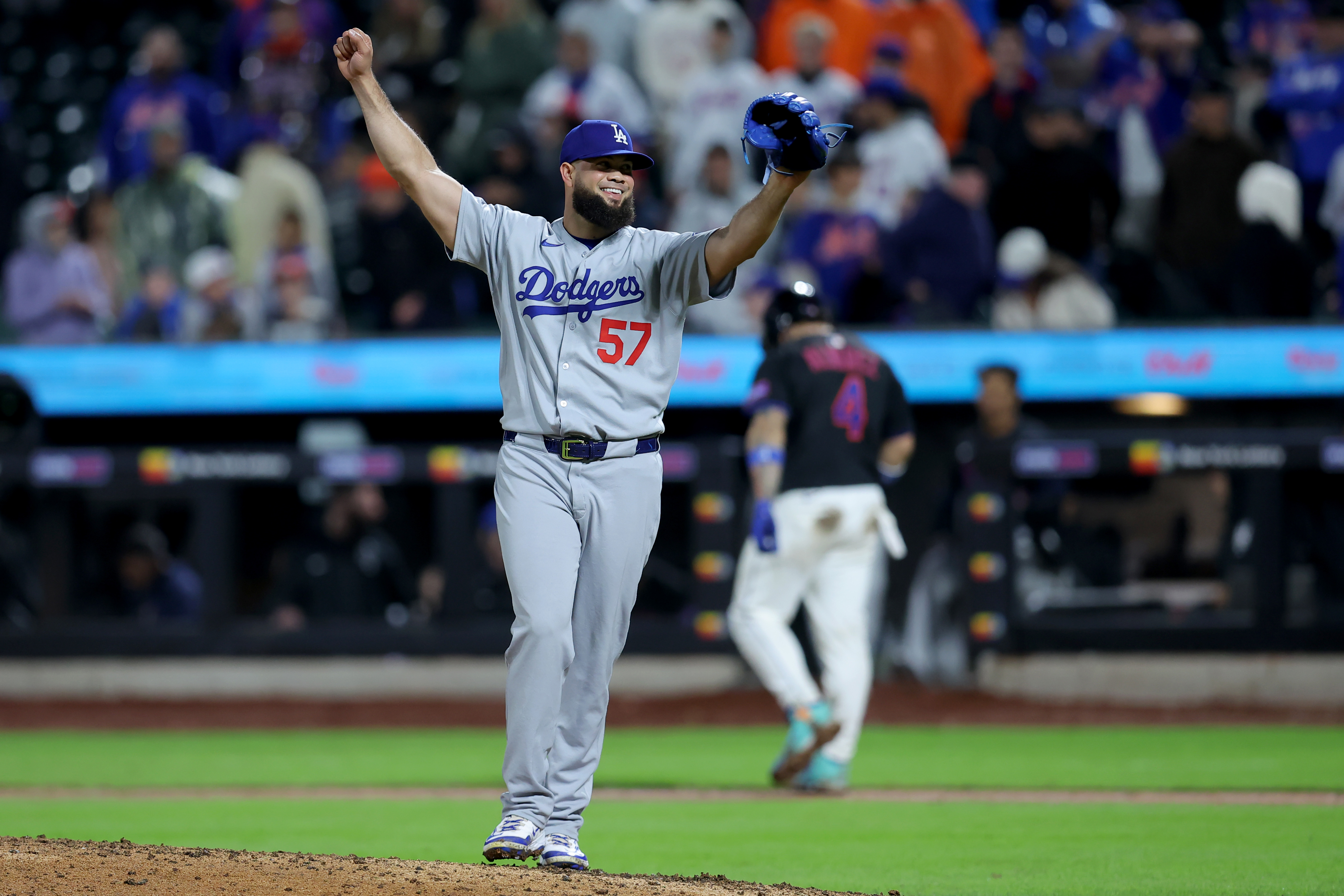 Dodgers vs. Mets Prediction, Odds & Expert Picks Tonight: Sunday Night Baseball 