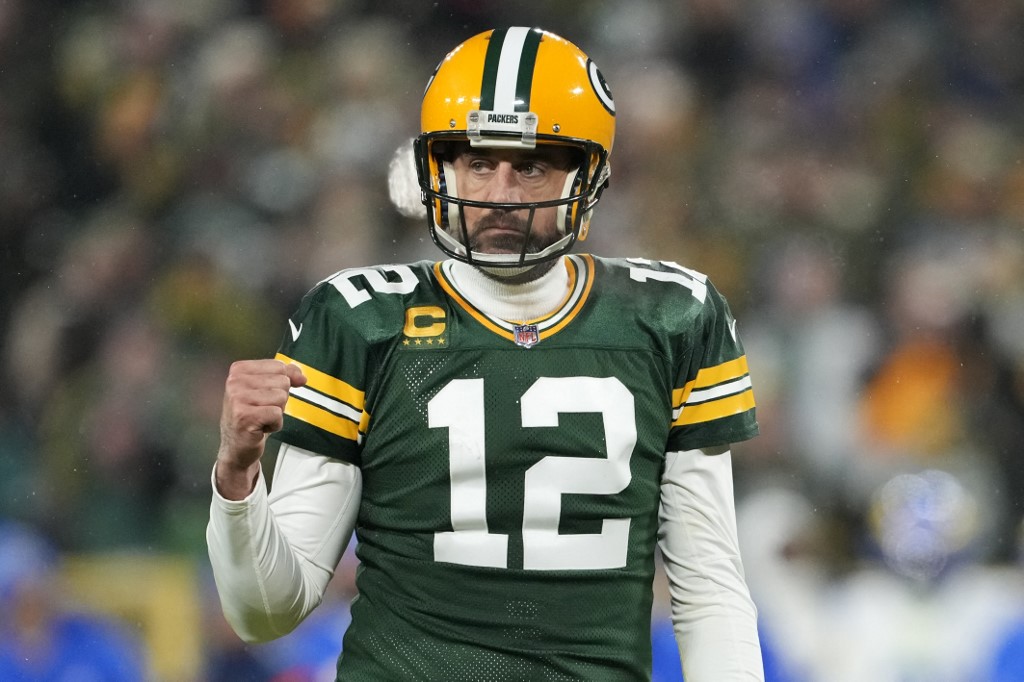 Aaron Rodgers Player Prop Picks vs Bills: Over 1.5 Pass TDs