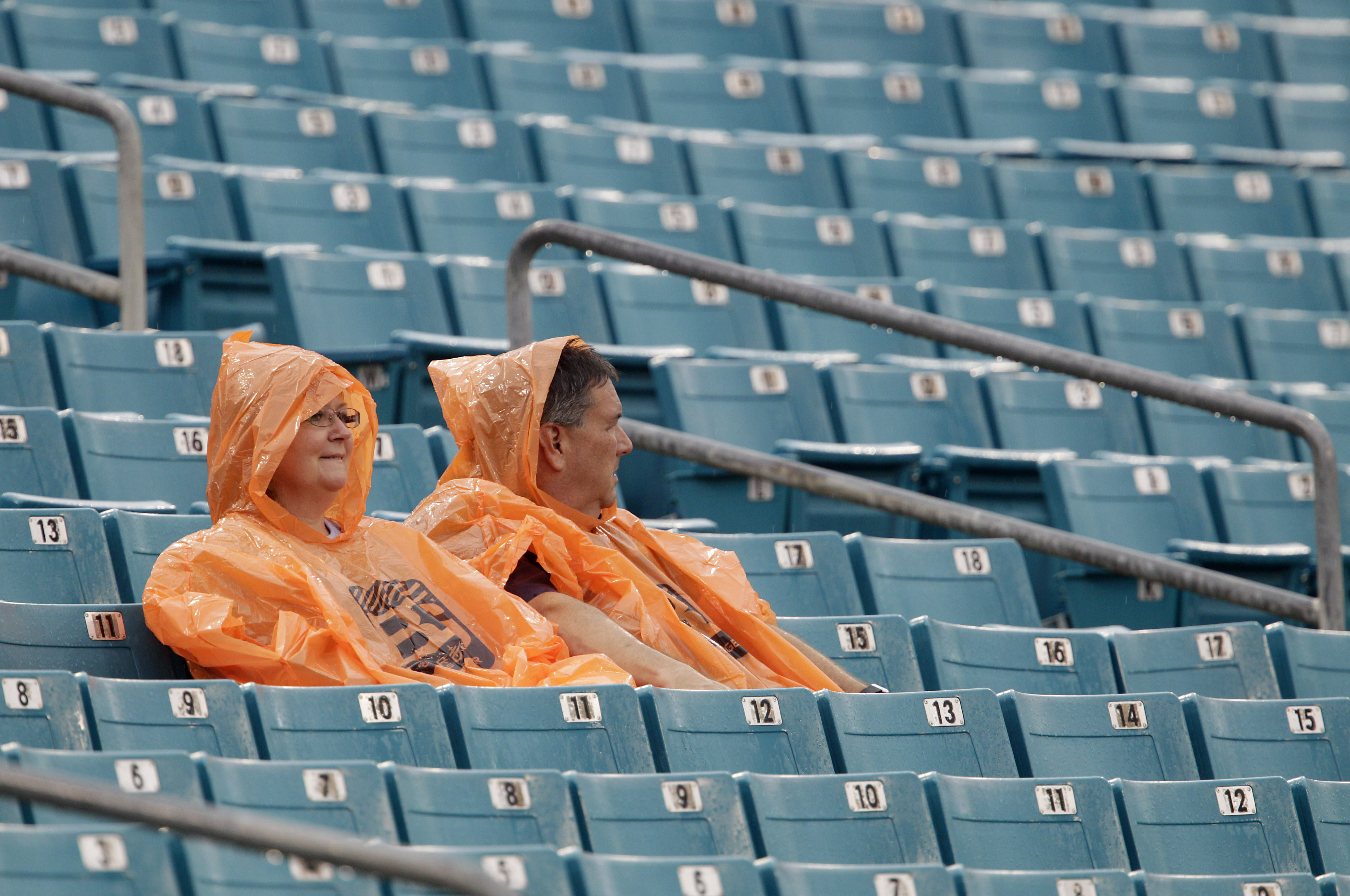 NFL Weather Report Week 1: Latest Forecasts and Betting & Fantasy Impacts