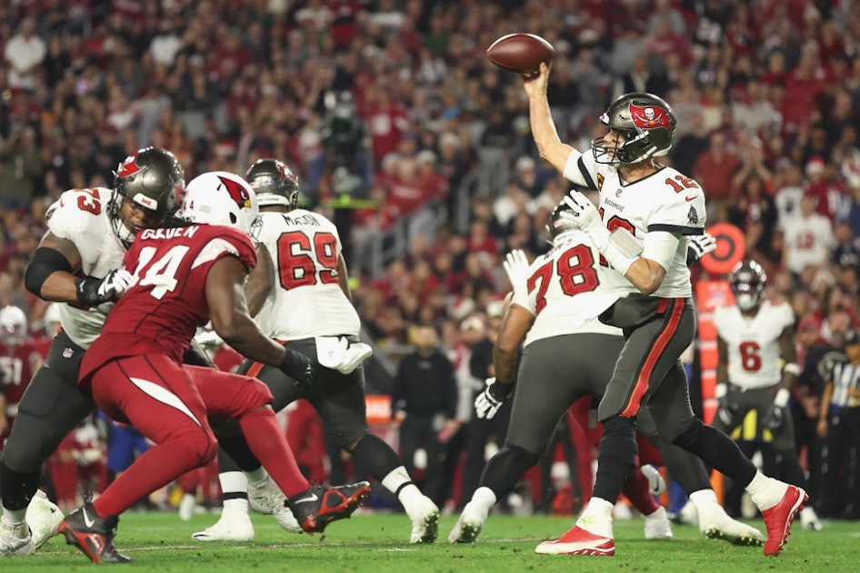 Carolina Panthers vs Tampa Bay Buccaneers Prediction, 1/1/2023 NFL Picks,  Best Bets & Odds Week 17