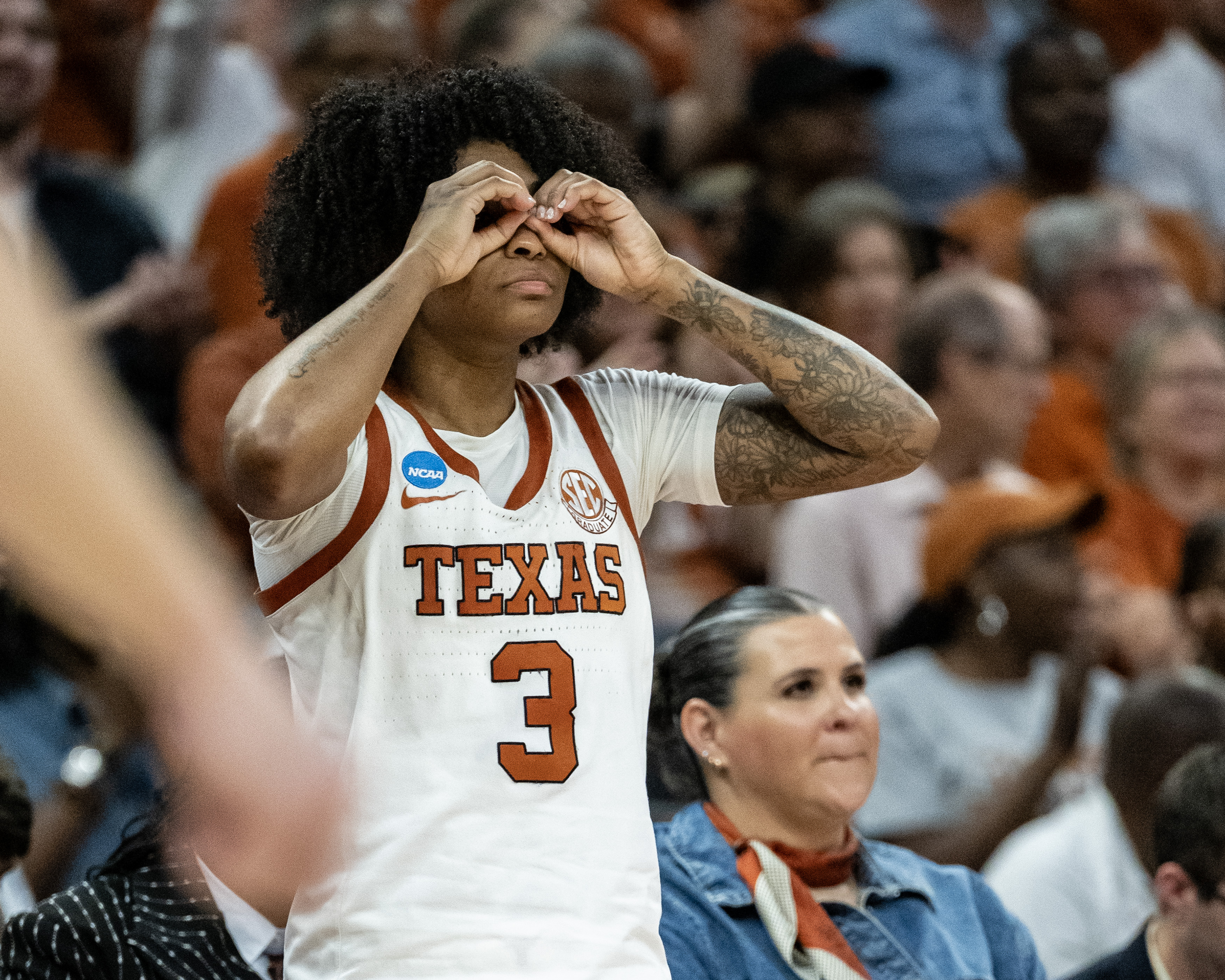 Rori Harmon of the Texas Longhorns during the second round as we make our best Michigan vs. Texas prediction & parlay.