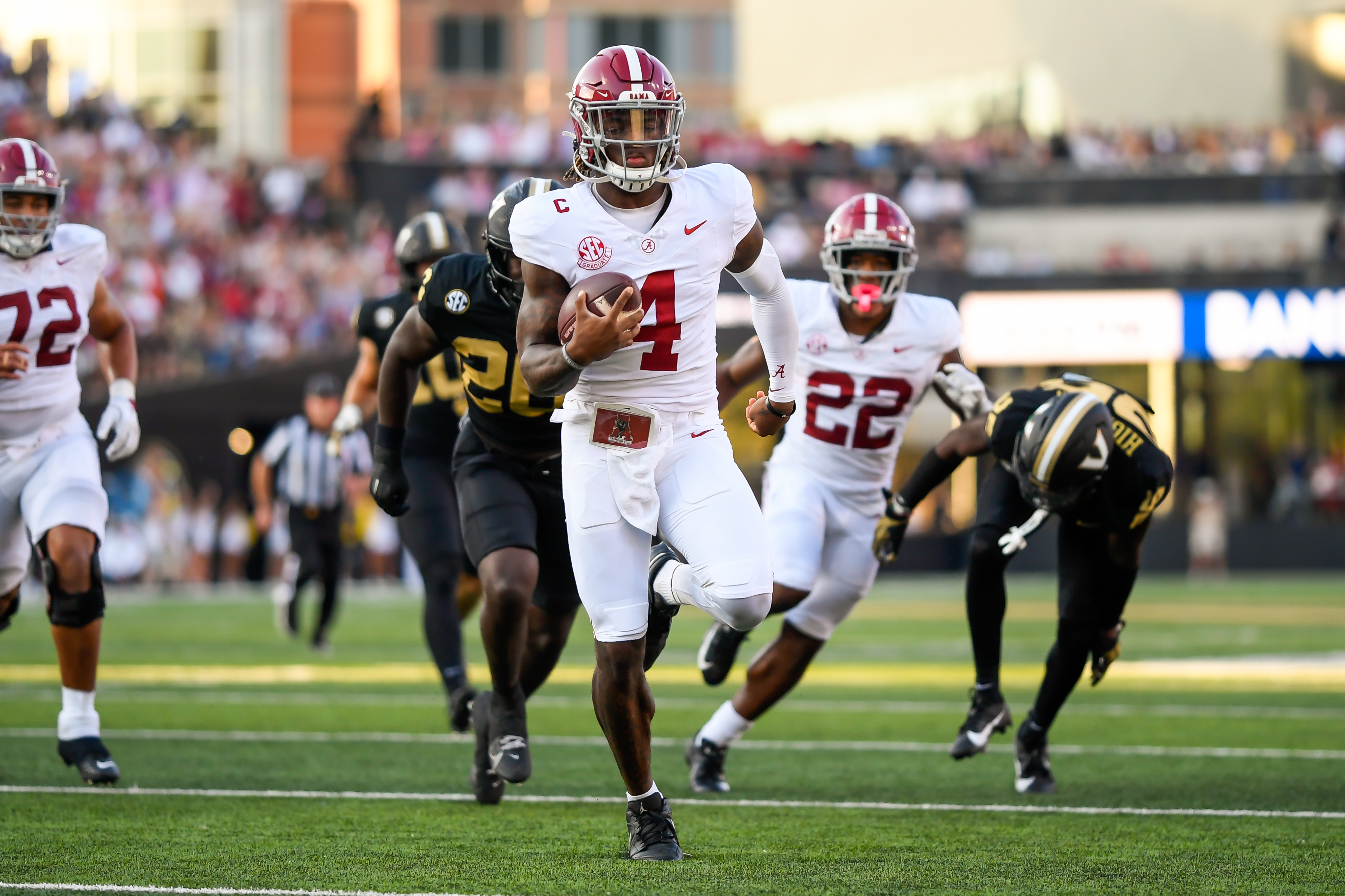 South Carolina vs. Alabama Prediction, Picks & Odds: Week 7