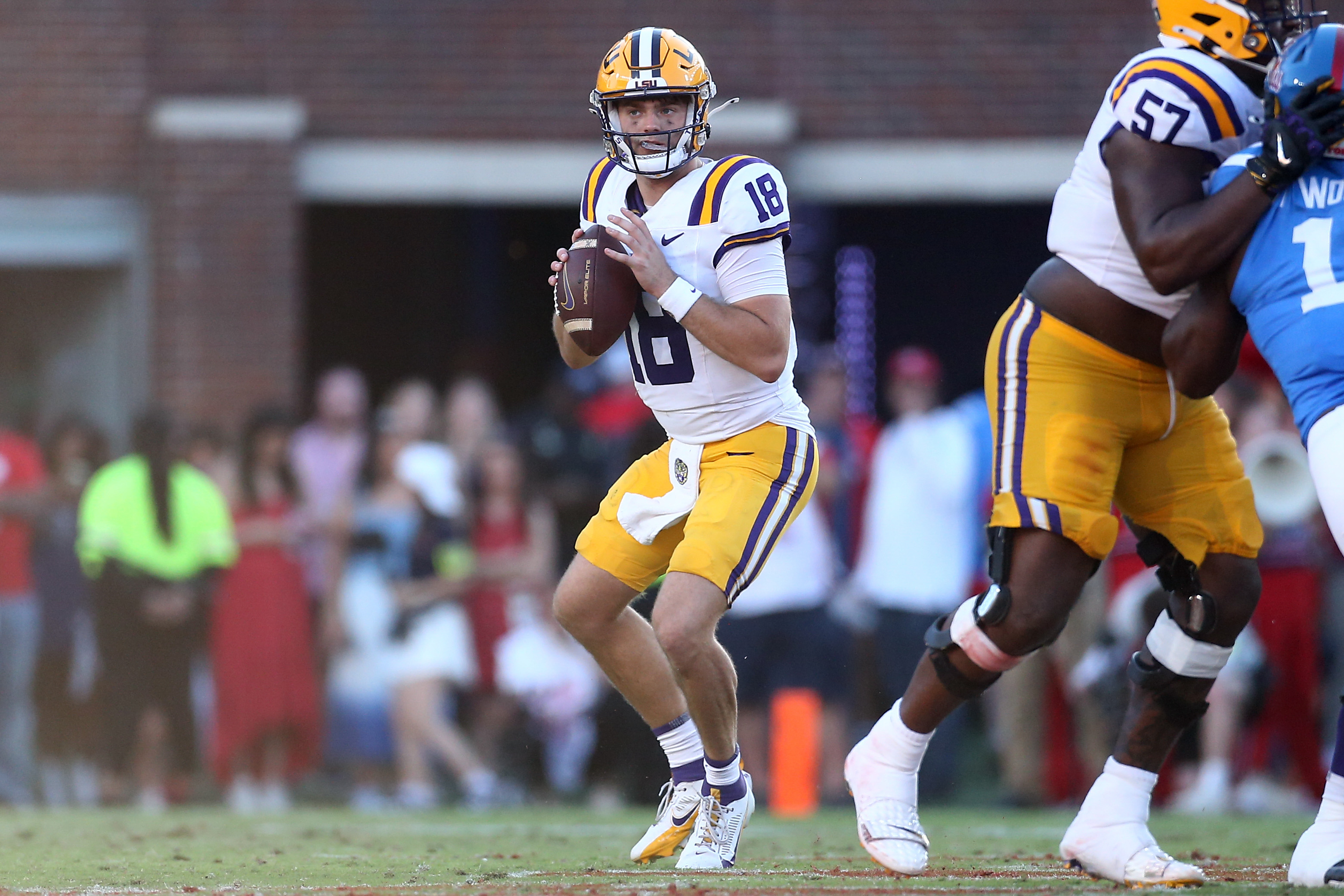 South Carolina vs. LSU Prediction Tonight: College Football Week 7 Odds & Expert Pick to Win