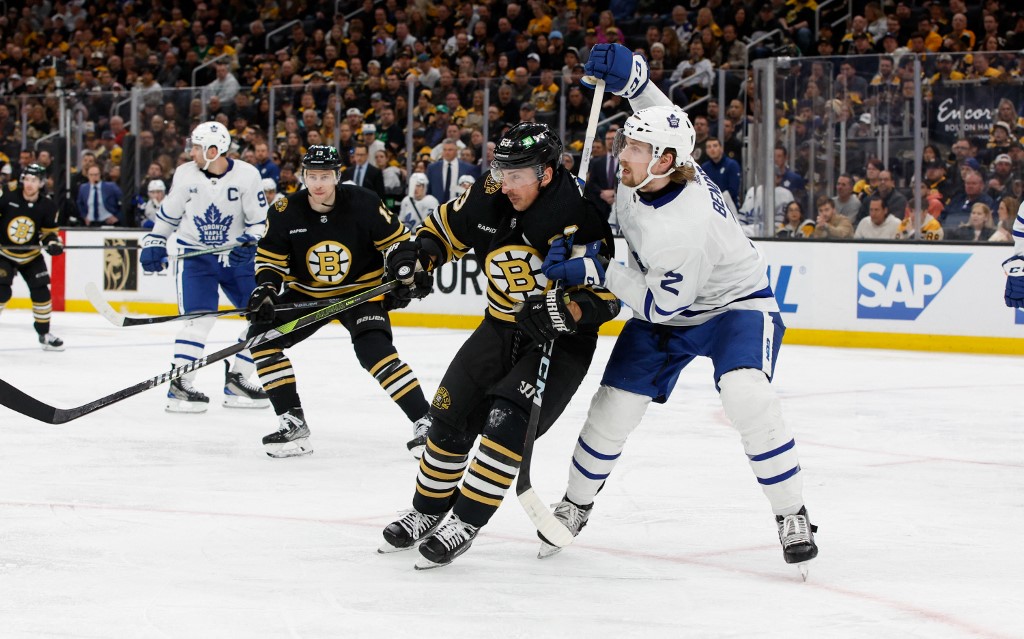 Maple Leaf vs. Bruins Predictions & Odds: Tuesday's NHL Playoffs Expert Picks