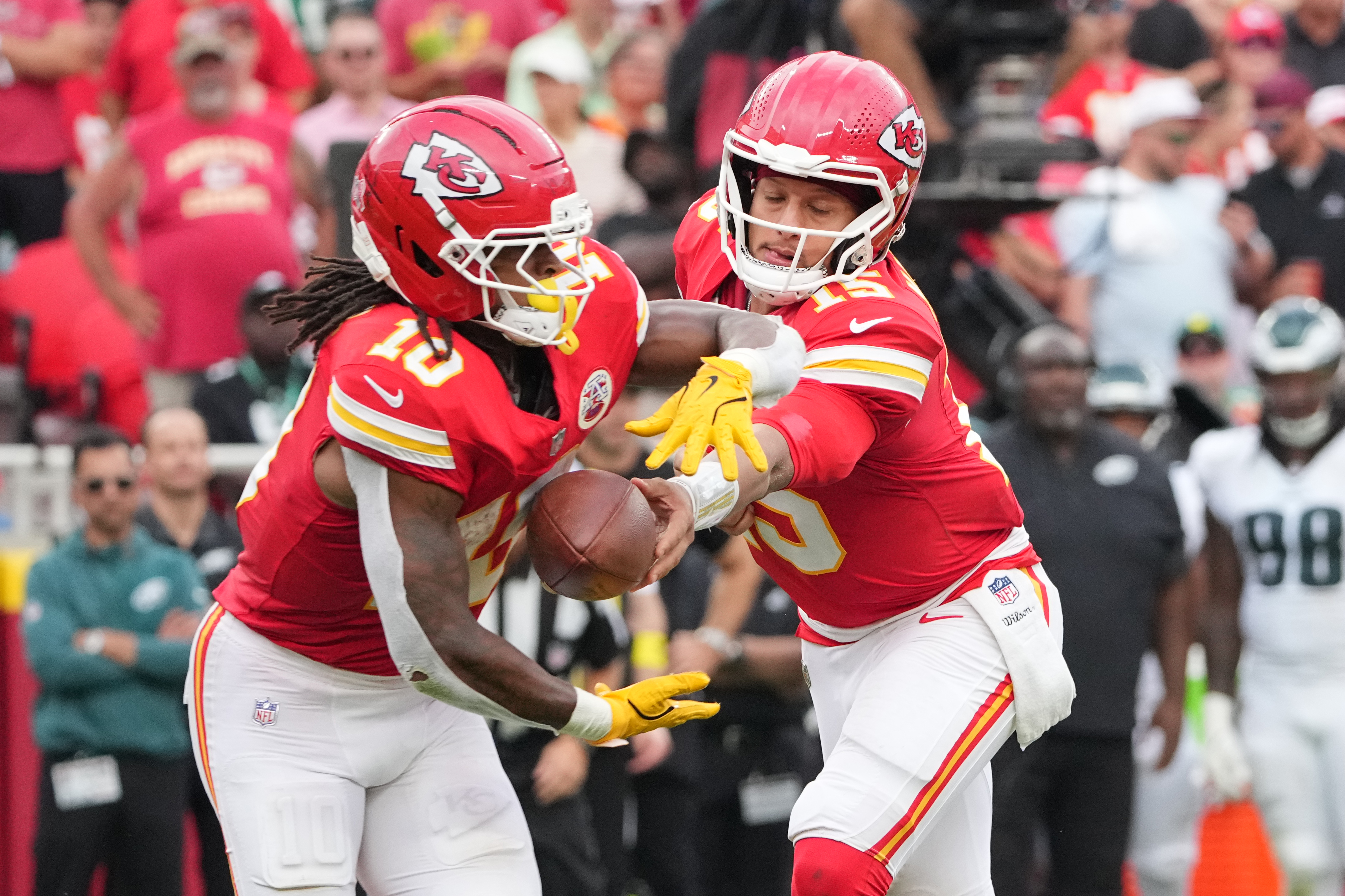 Anytime Touchdown Scorer Predictions for Sunday Night Football: Chiefs vs. Giants SNF Picks